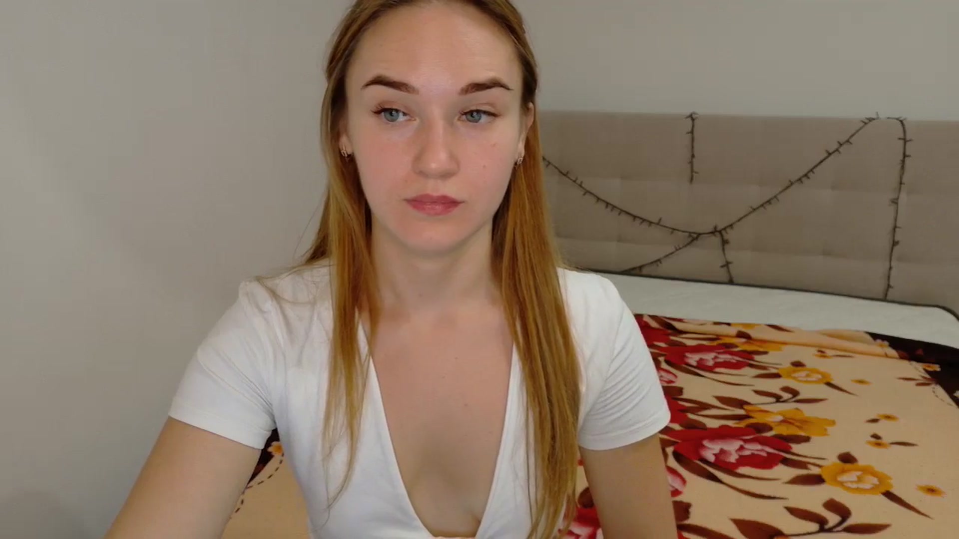 Gallery image thumbnail from samantamoons's myfreecams stream on, 09/26/2024, 19:54 image 4 of 20