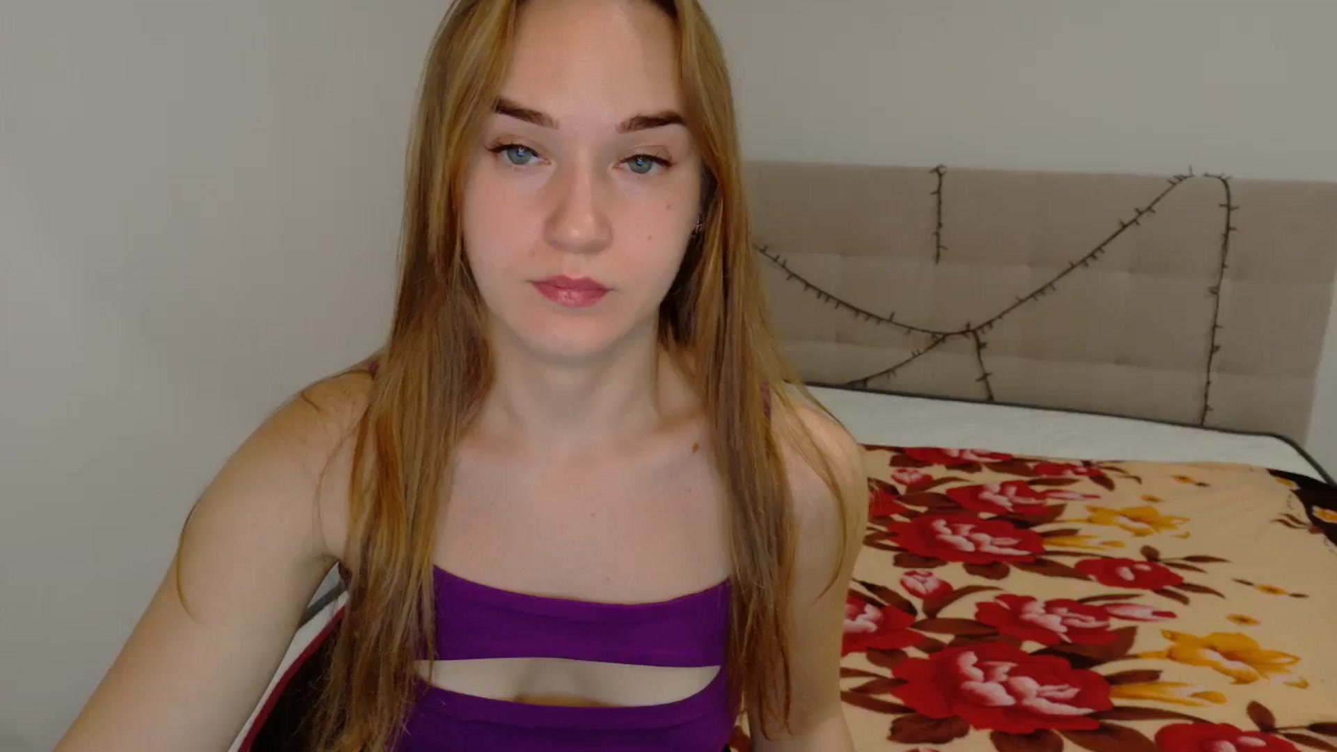 Gallery image thumbnail from samantamoons's myfreecams stream on, 09/27/2024, 21:30 image 1 of 20