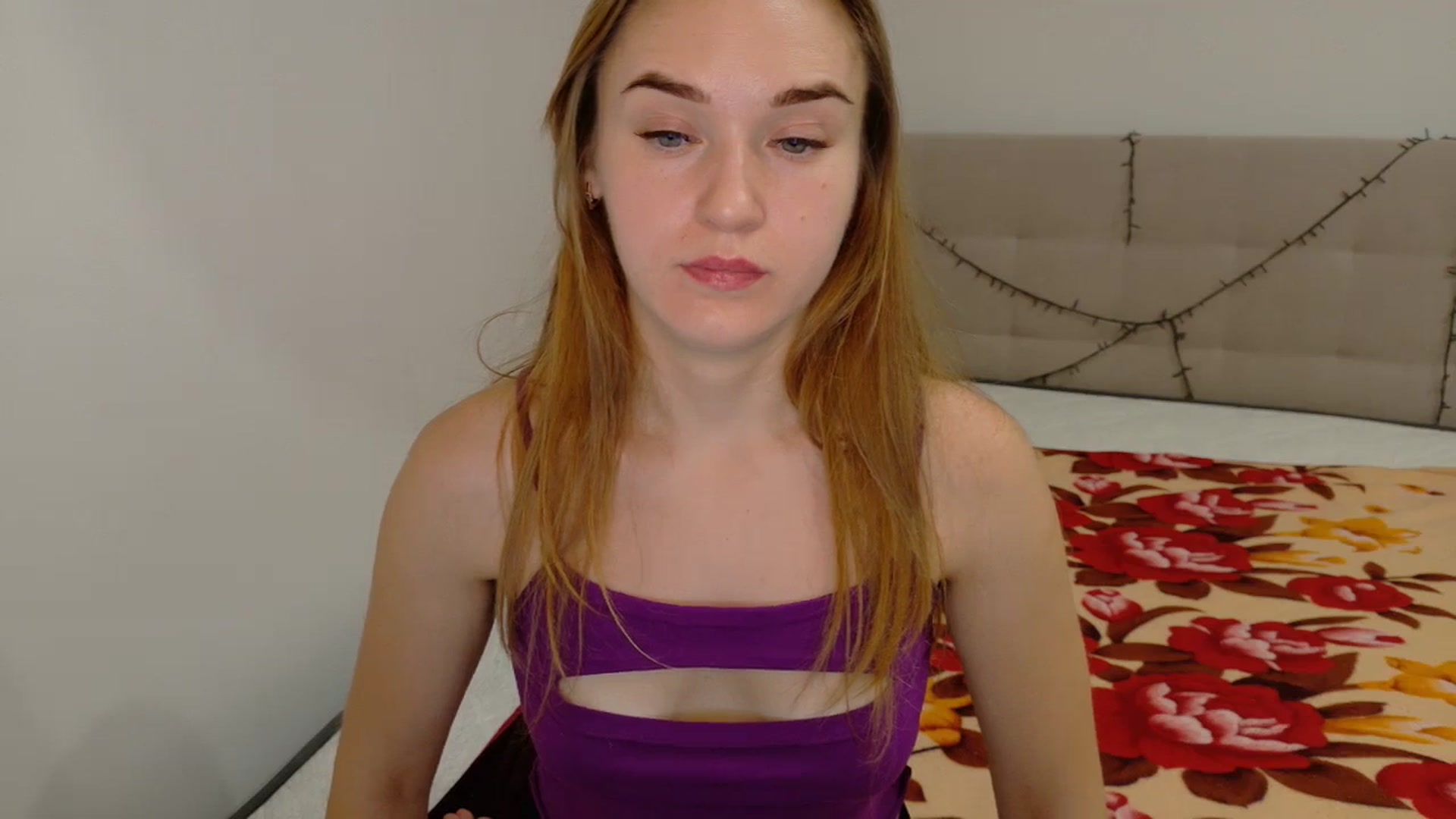 Gallery image thumbnail from samantamoons's myfreecams stream on, 09/27/2024, 21:30 image 17 of 20