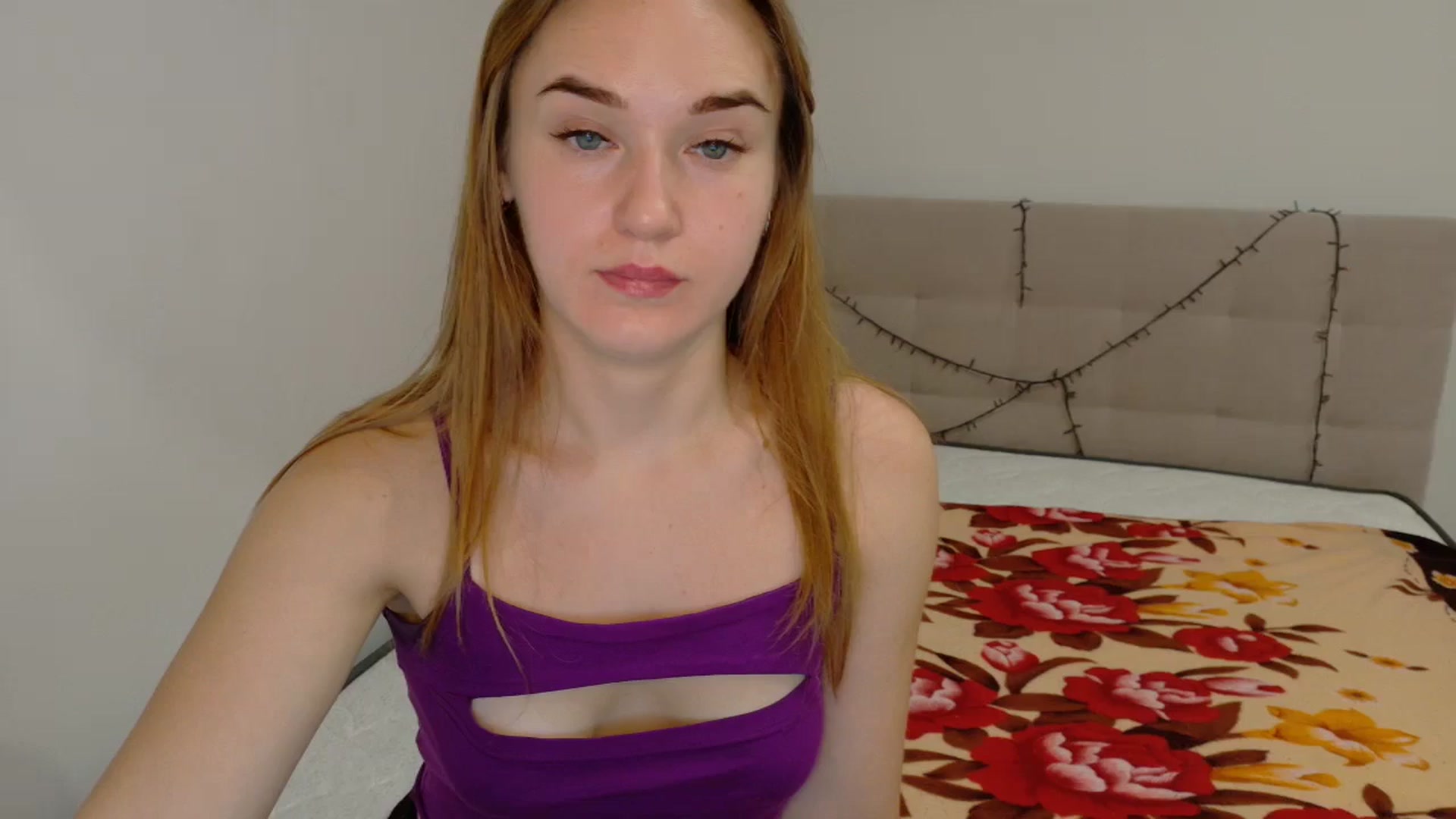 Gallery image thumbnail from samantamoons's myfreecams stream on, 09/27/2024, 21:30 image 10 of 20