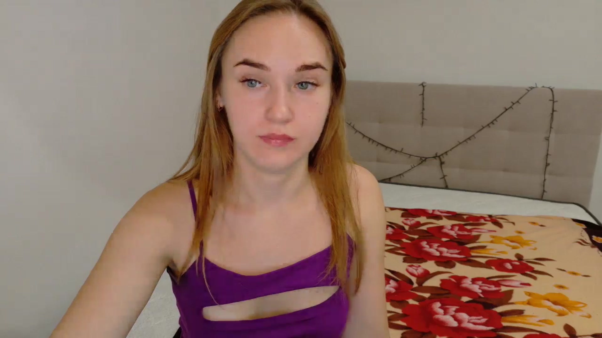 Gallery image thumbnail from samantamoons's myfreecams stream on, 09/27/2024, 21:30 image 8 of 20
