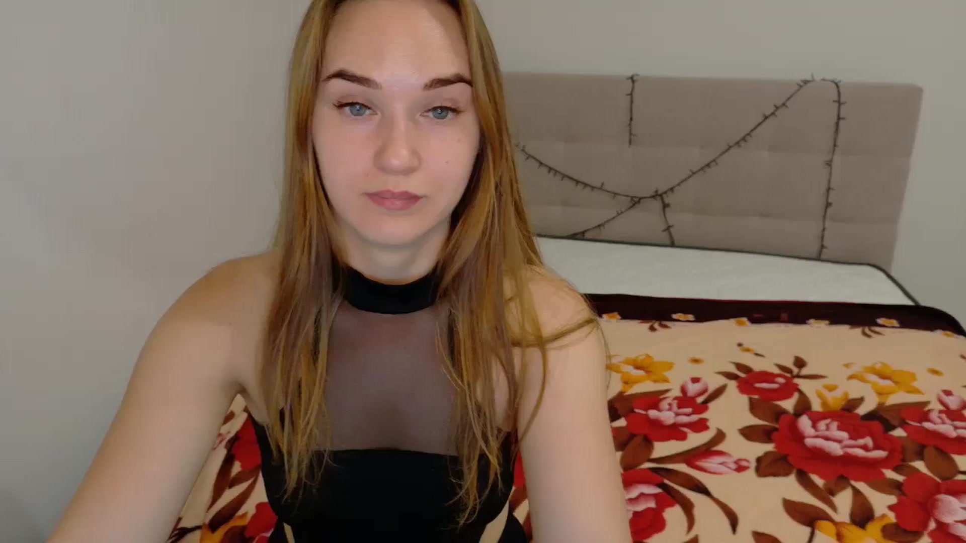 Gallery image thumbnail from samantamoons's myfreecams stream on, 09/28/2024, 21:28 image 1 of 20