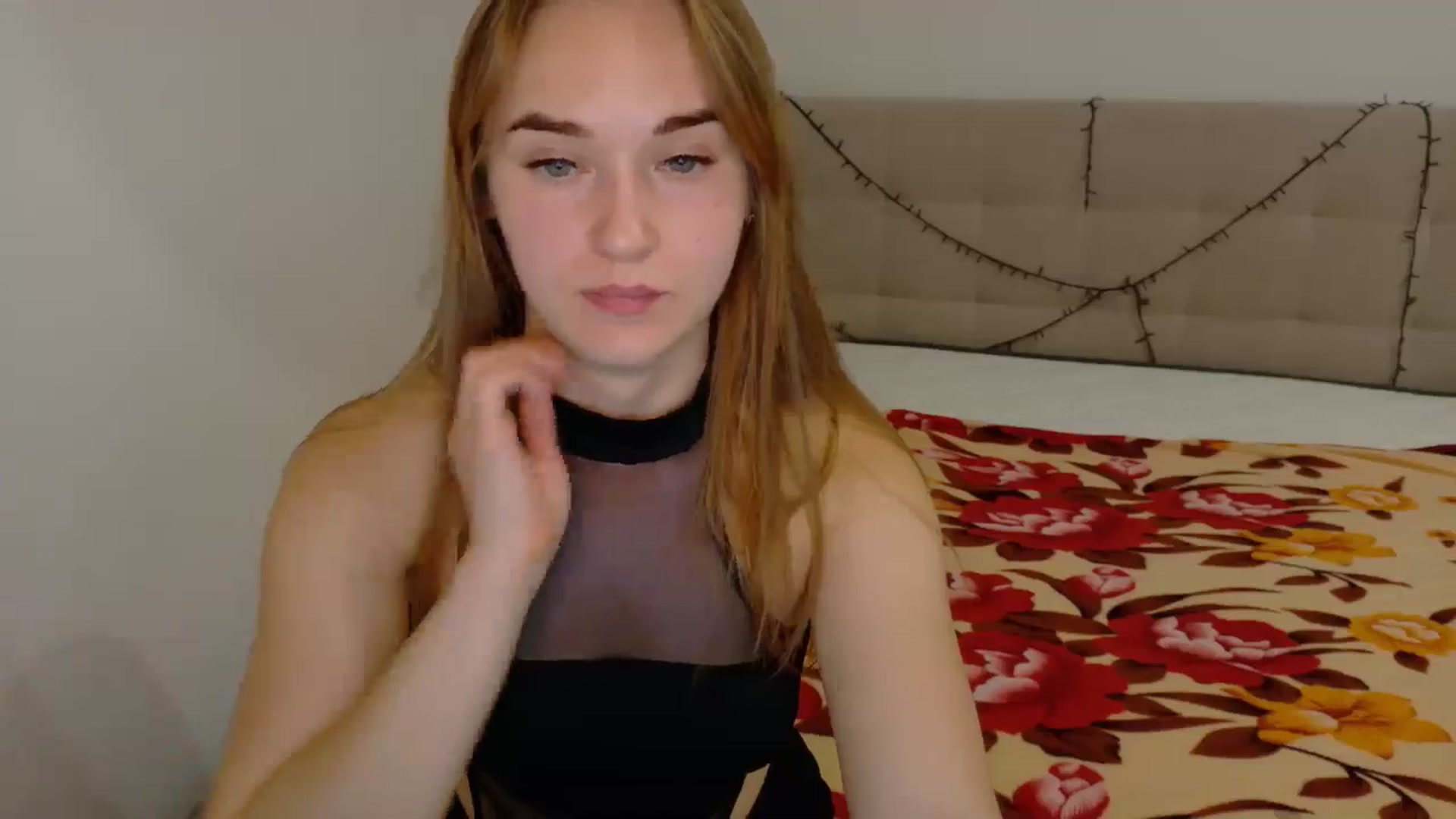 Gallery image thumbnail from samantamoons's myfreecams stream on, 09/29/2024, 19:21 image 5 of 20