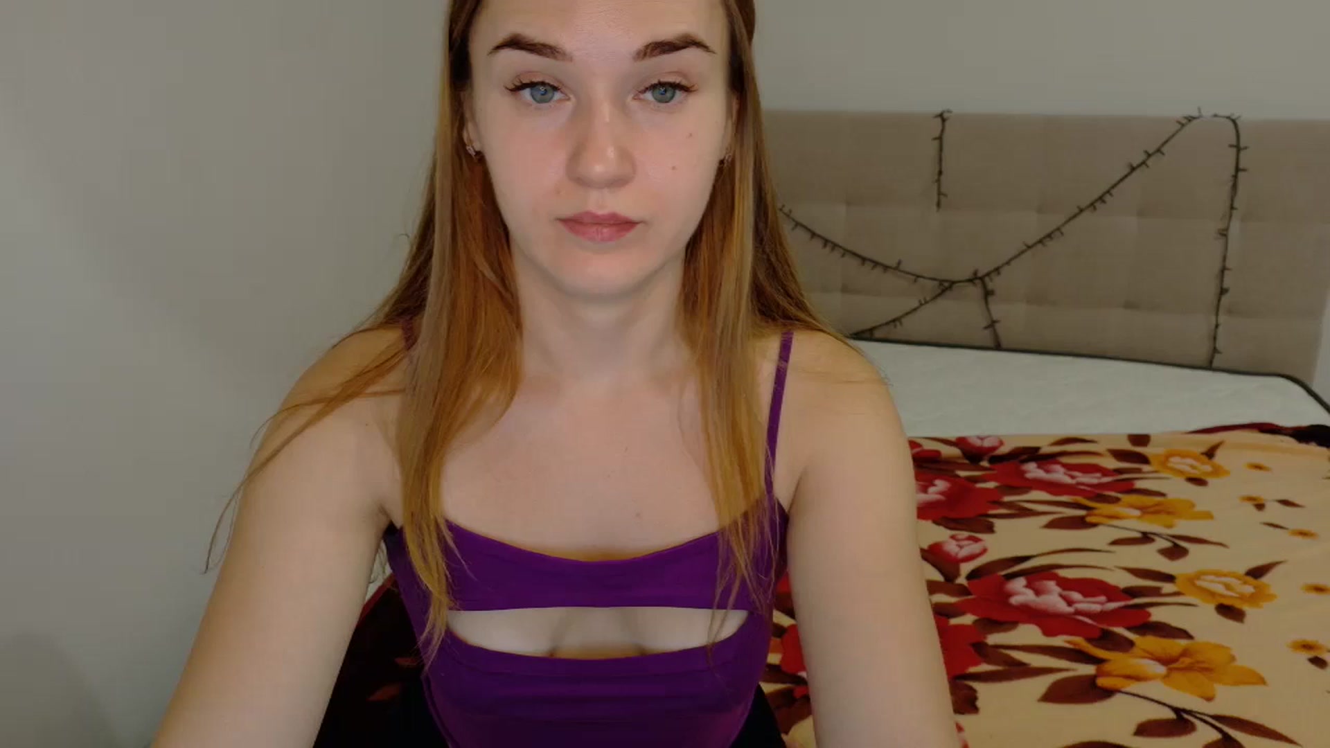 Gallery image thumbnail from samantamoons's myfreecams stream on, 09/29/2024, 21:57 image 10 of 20