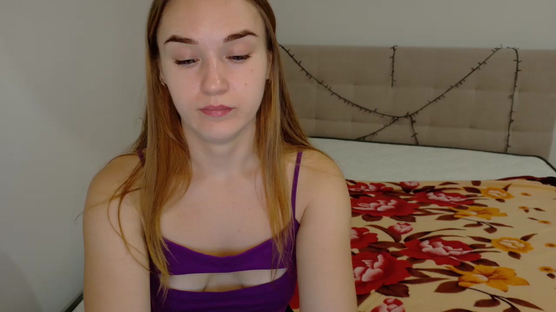 Gallery image thumbnail from samantamoons's myfreecams stream on, 09/29/2024, 21:57 image 11 of 20