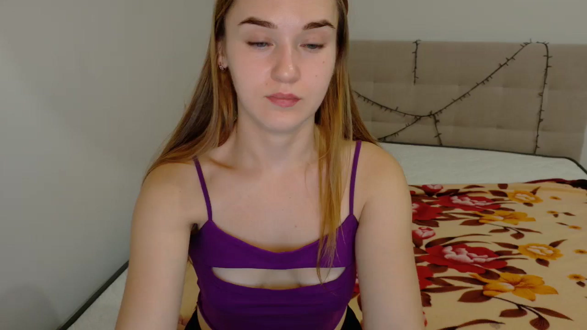 Gallery image thumbnail from samantamoons's myfreecams stream on, 09/29/2024, 21:57 image 1 of 20