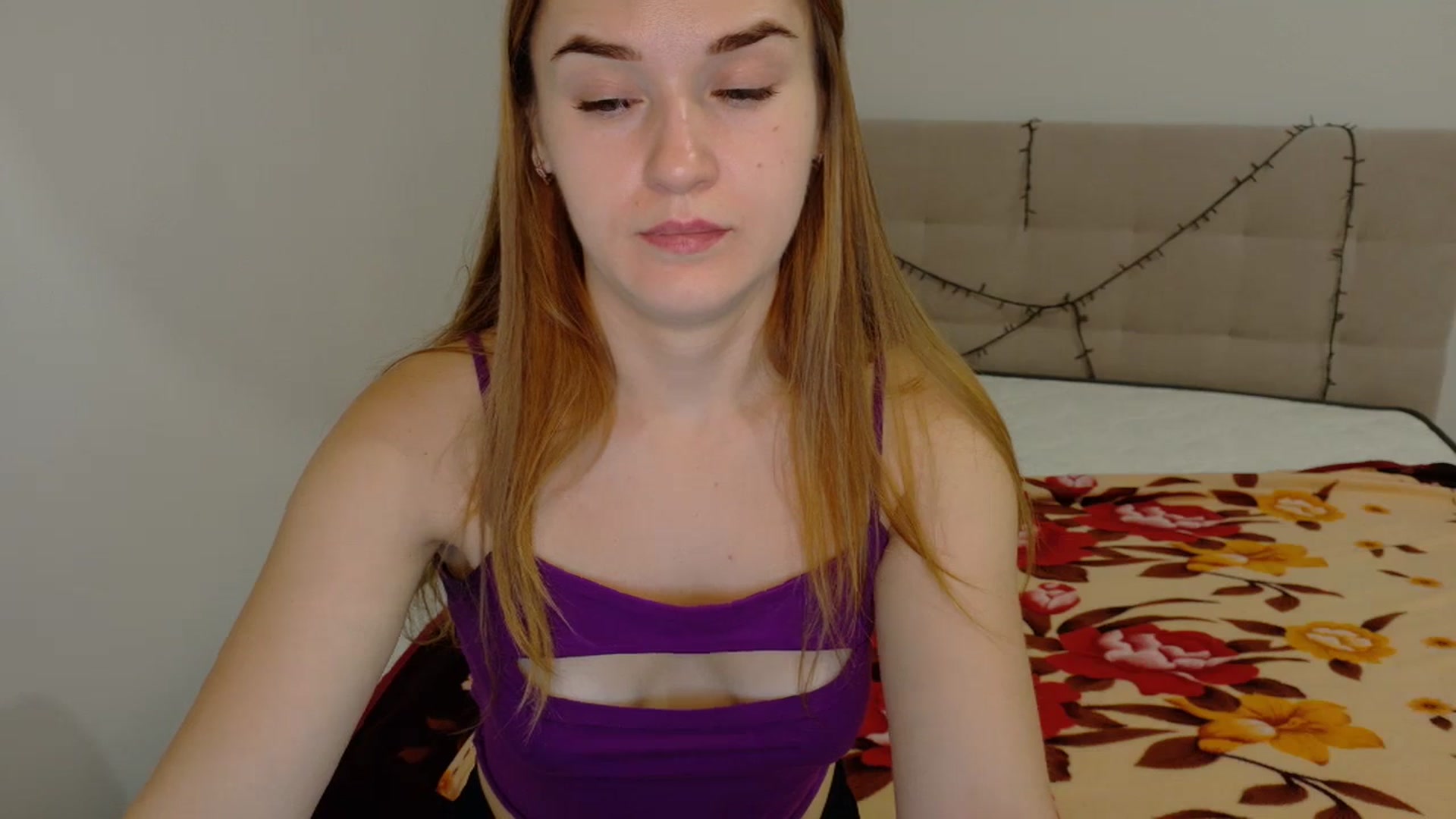 Gallery image thumbnail from samantamoons's myfreecams stream on, 09/29/2024, 21:57 image 13 of 20