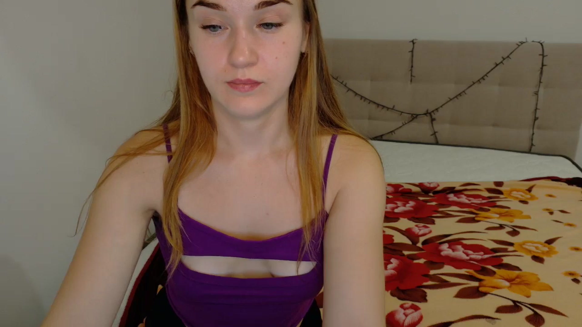 Gallery image thumbnail from samantamoons's myfreecams stream on, 09/29/2024, 21:57 image 5 of 20