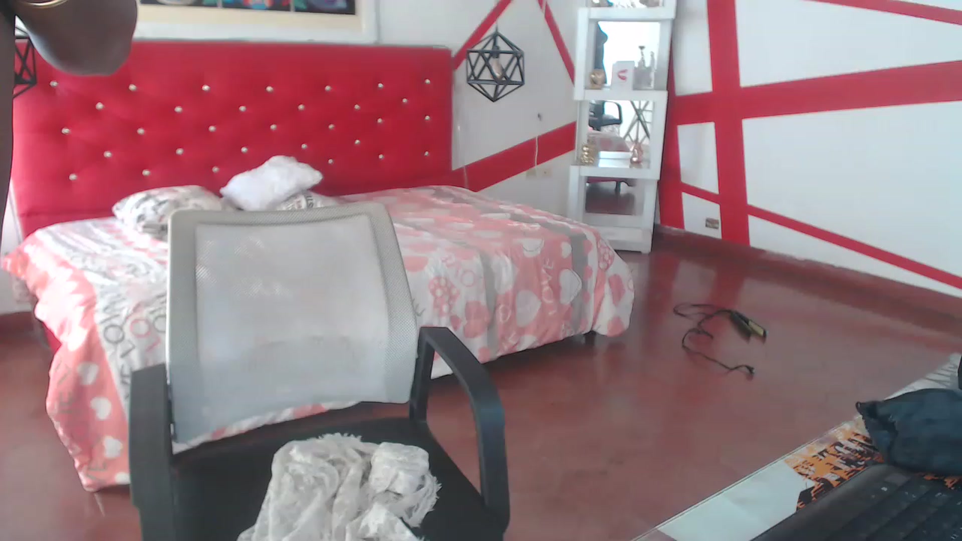 Gallery image thumbnail from samantha_boom's myfreecams stream on, 05/01/2023, 15:48 image 8 of 20
