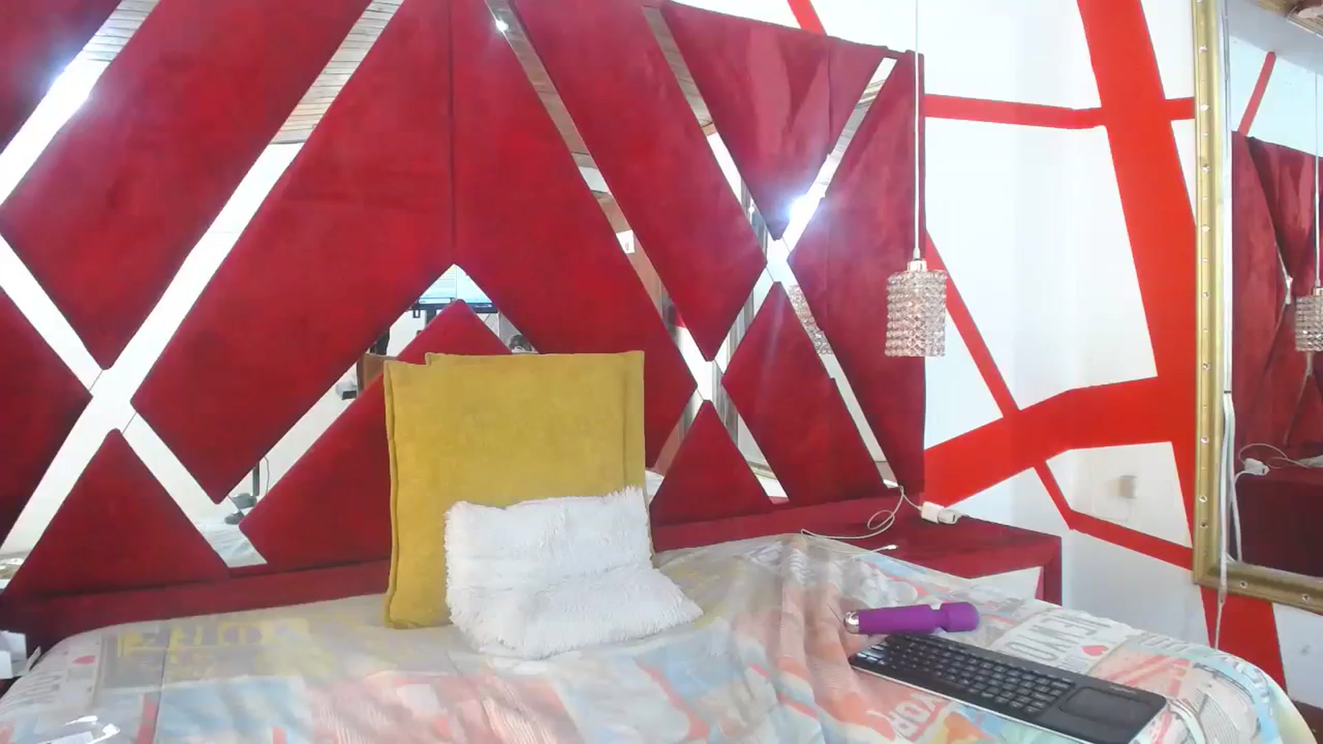 Gallery image thumbnail from samantha_boom's myfreecams stream on, 12/06/2023, 17:53 image 20 of 20