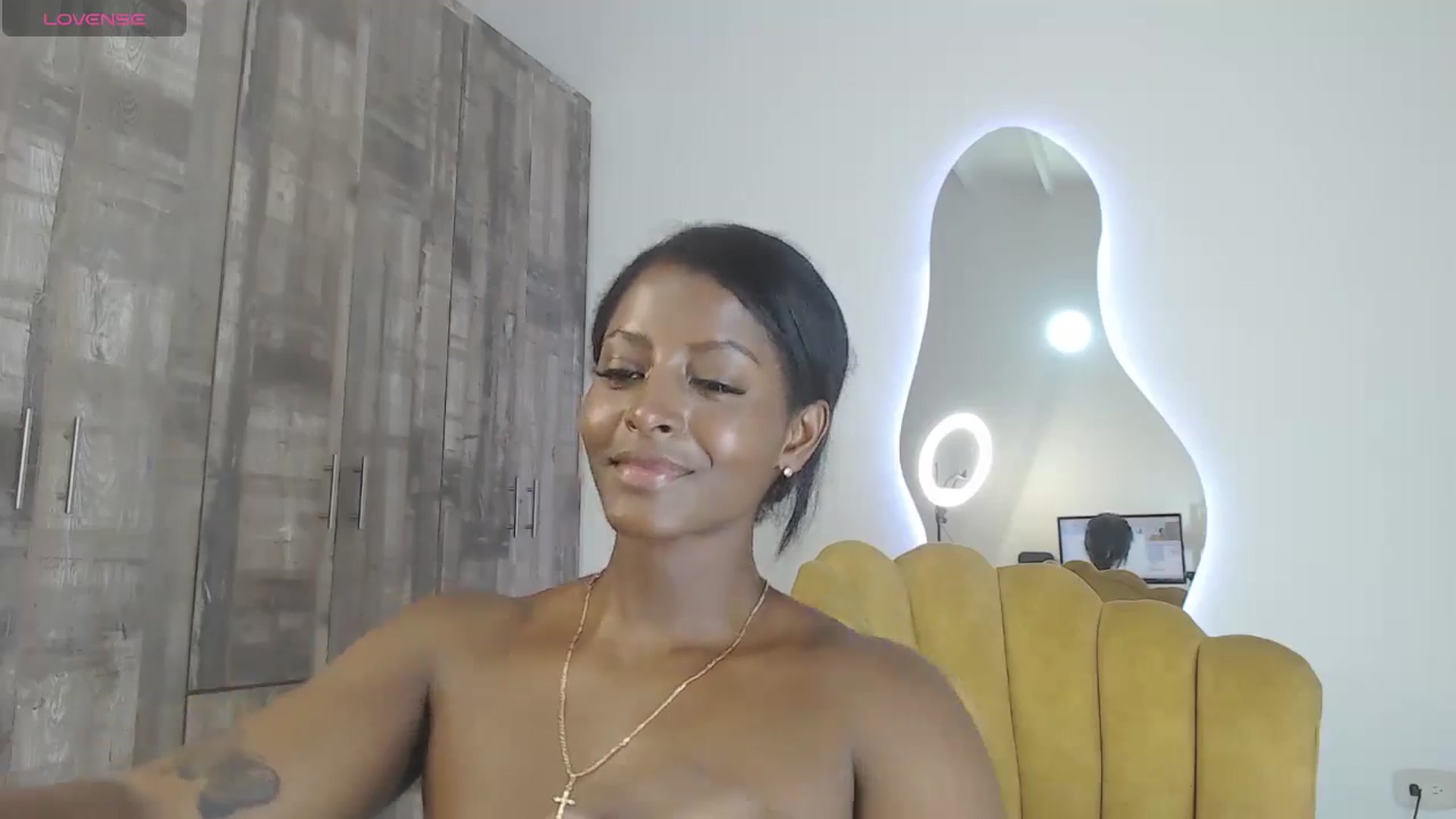 Gallery image thumbnail from samantha_boom's myfreecams stream on, 08/07/2024, 22:17 image 17 of 20