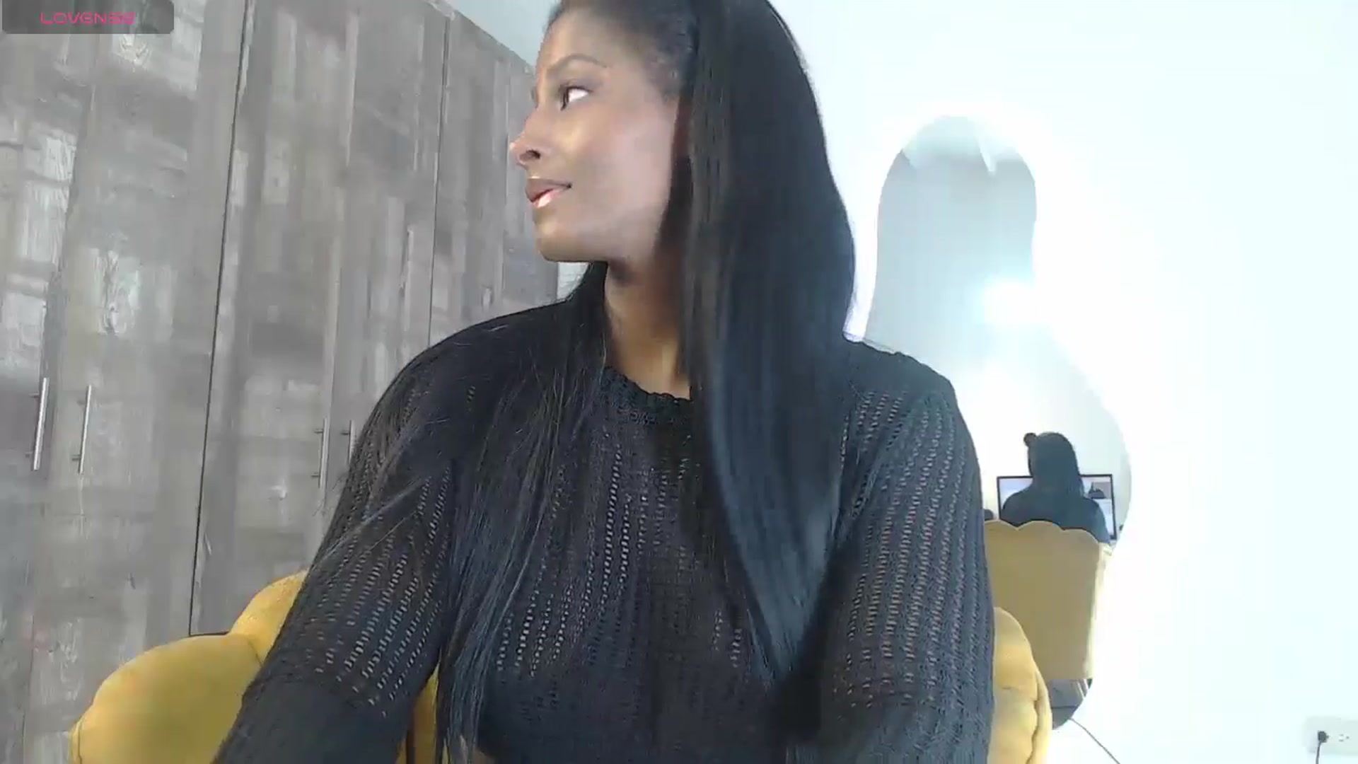 Gallery image thumbnail from samantha_boom's myfreecams stream on, 08/11/2024, 03:20 image 15 of 20