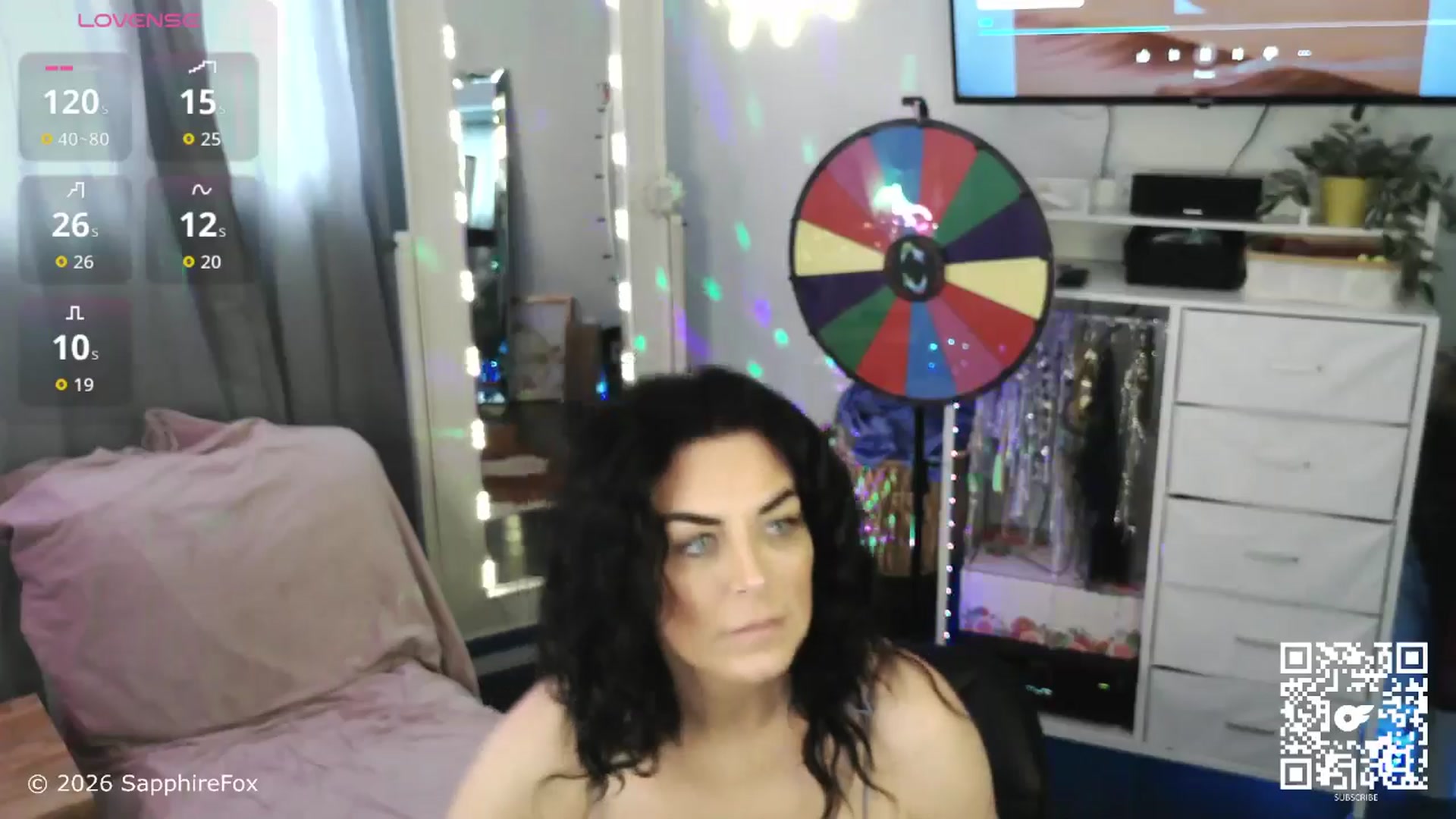 Gallery image thumbnail from sapphirefox's myfreecams stream on, 01/29/2026, 16:46 image 13 of 20