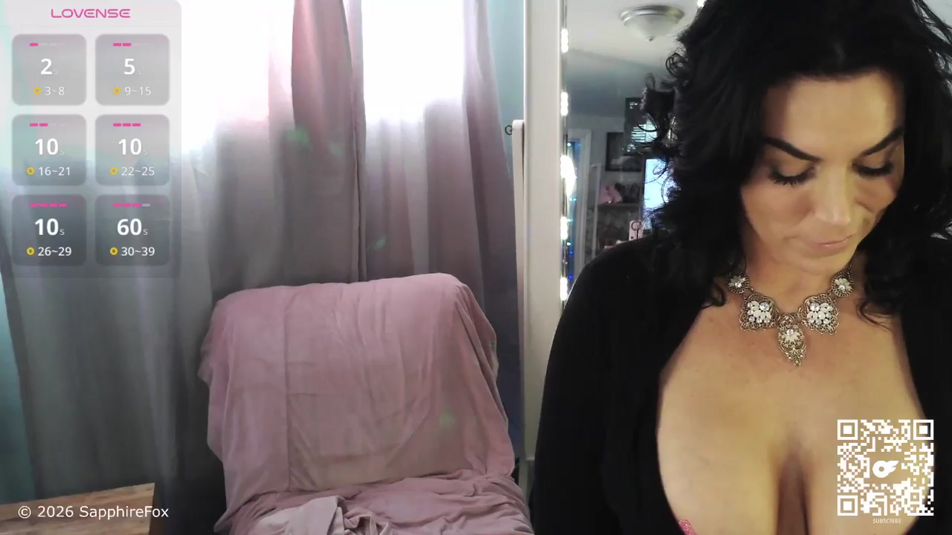 Gallery image thumbnail from sapphirefox's myfreecams stream on, 02/02/2026, 18:49 image 13 of 20
