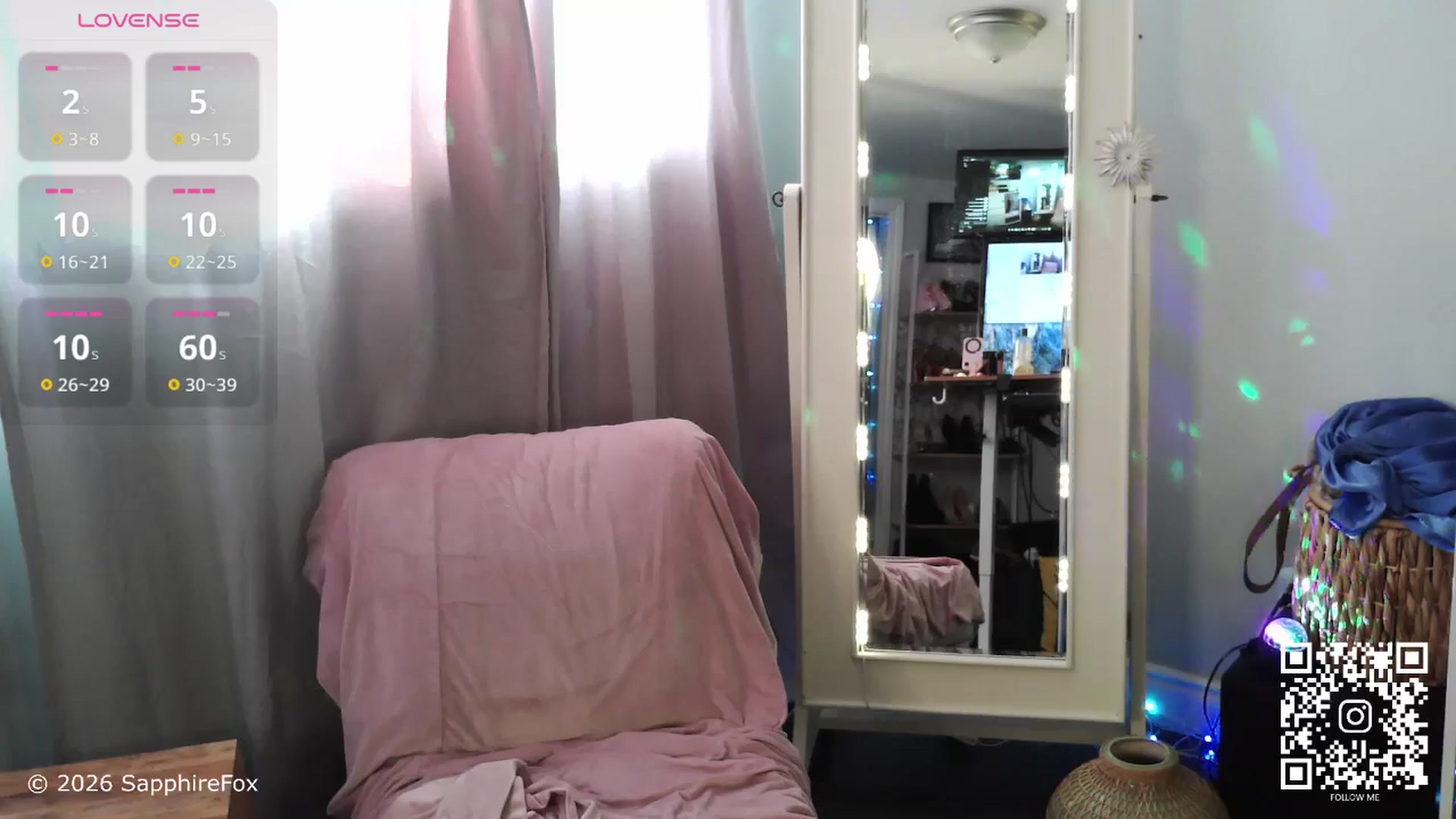 Gallery image thumbnail from sapphirefox's myfreecams stream on, 02/02/2026, 18:49 image 9 of 20