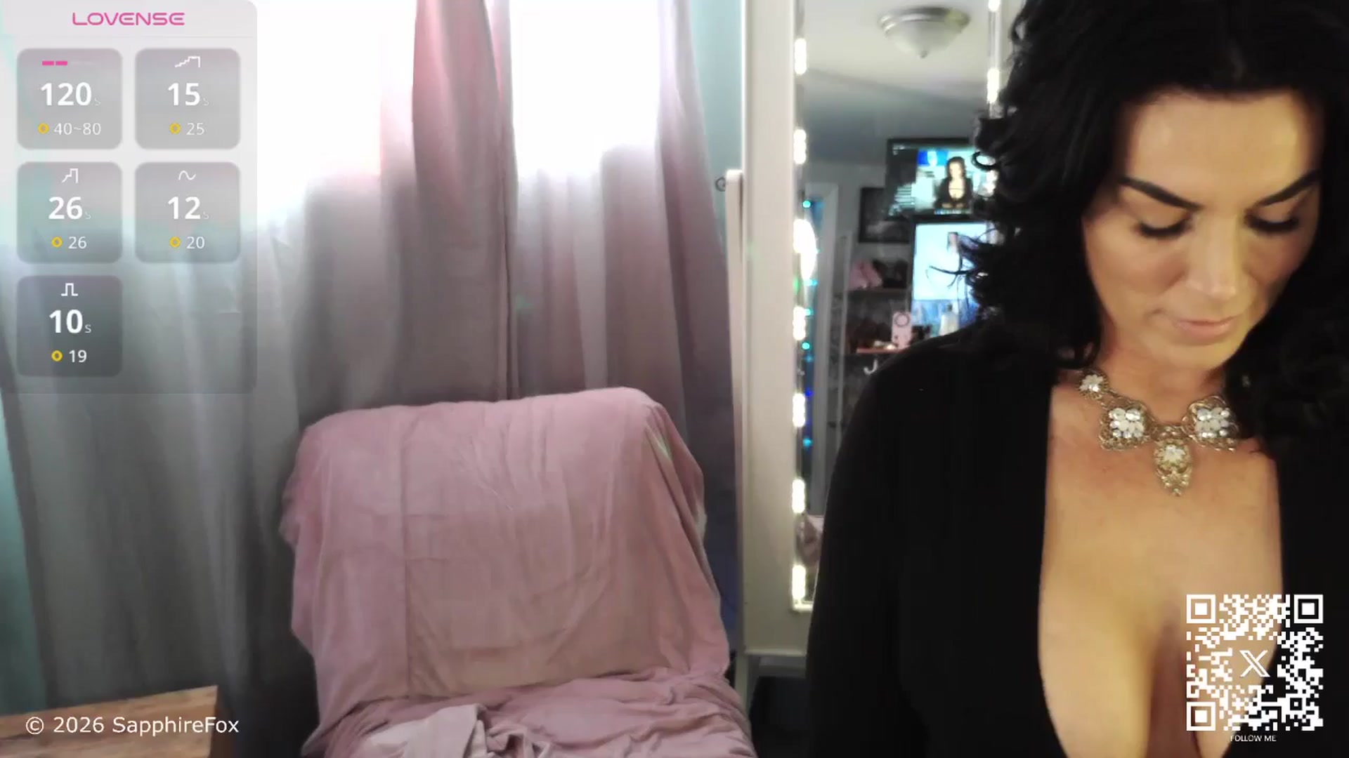 Gallery image thumbnail from sapphirefox's myfreecams stream on, 02/02/2026, 18:49 image 1 of 20