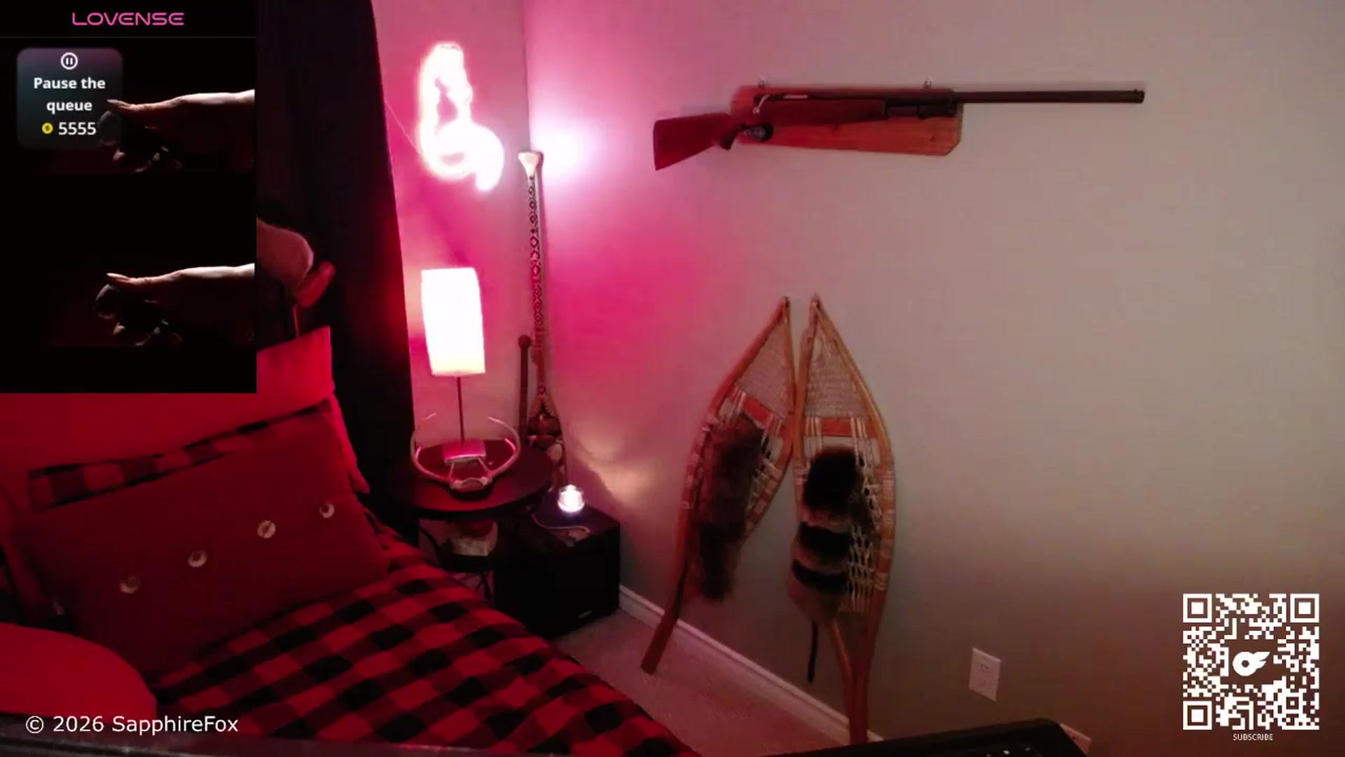 Gallery image thumbnail from sapphirefox's myfreecams stream on, 04/10/2026, 17:05 image 12 of 20