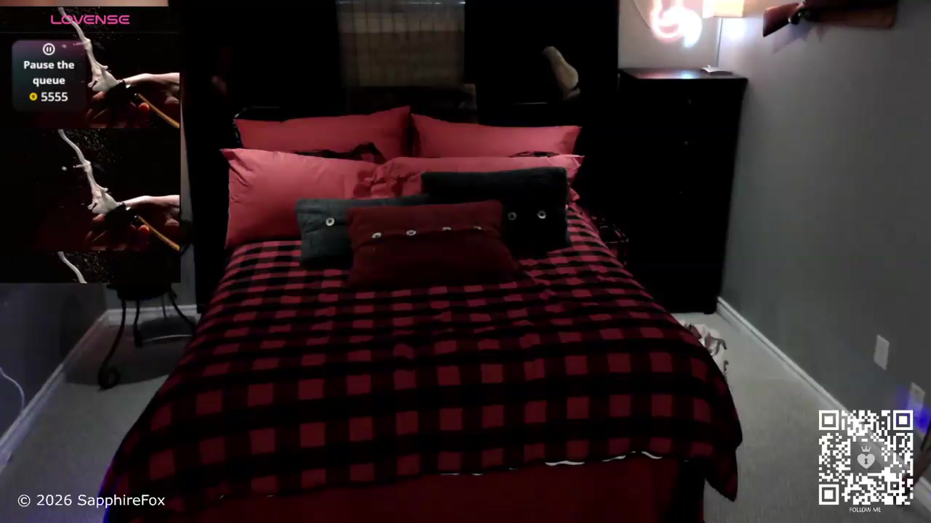 Gallery image thumbnail from sapphirefox's myfreecams stream on, 06/02/2026, 18:24 image 7 of 20