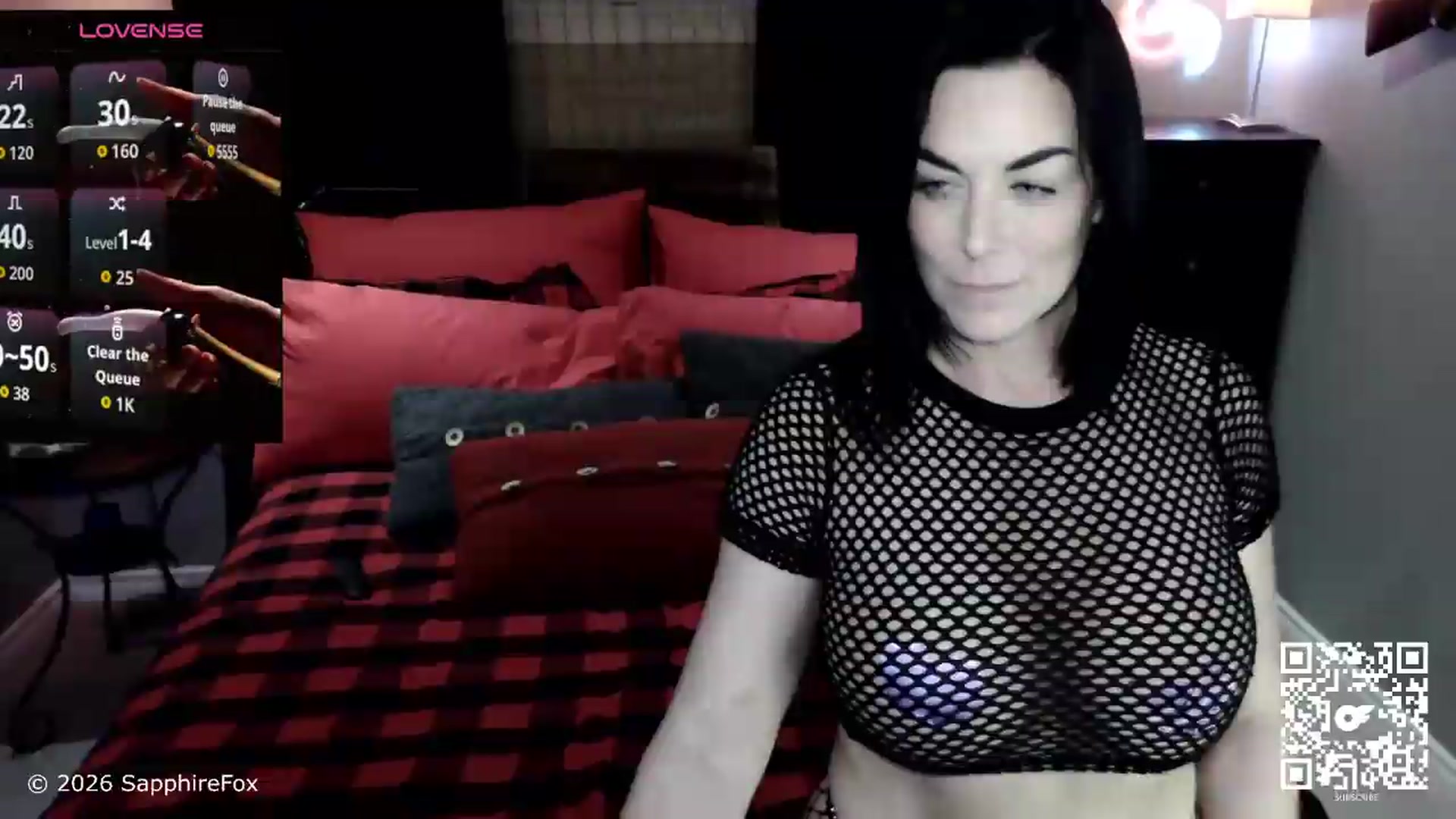 Gallery image thumbnail from sapphirefox's myfreecams stream on, 06/02/2026, 18:24 image 19 of 20