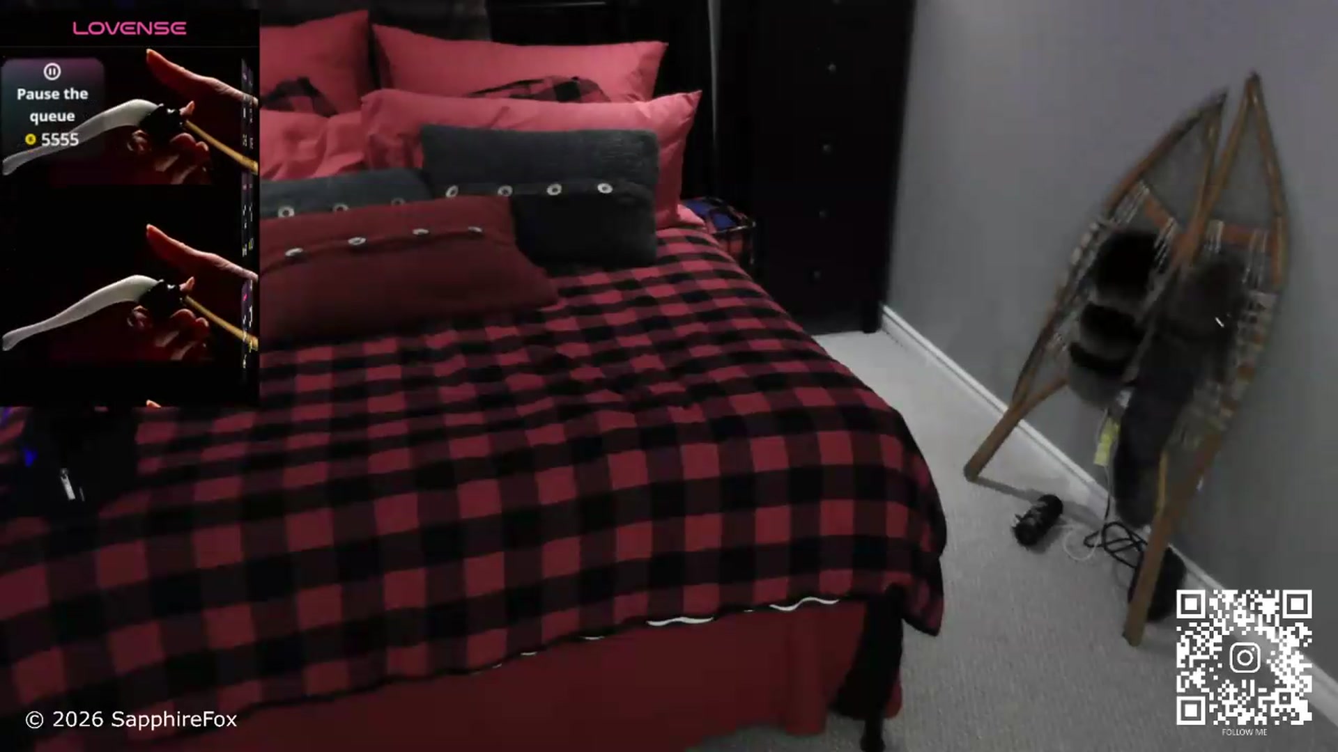 Gallery image thumbnail from sapphirefox's myfreecams stream on, 06/03/2026, 18:46 image 17 of 20