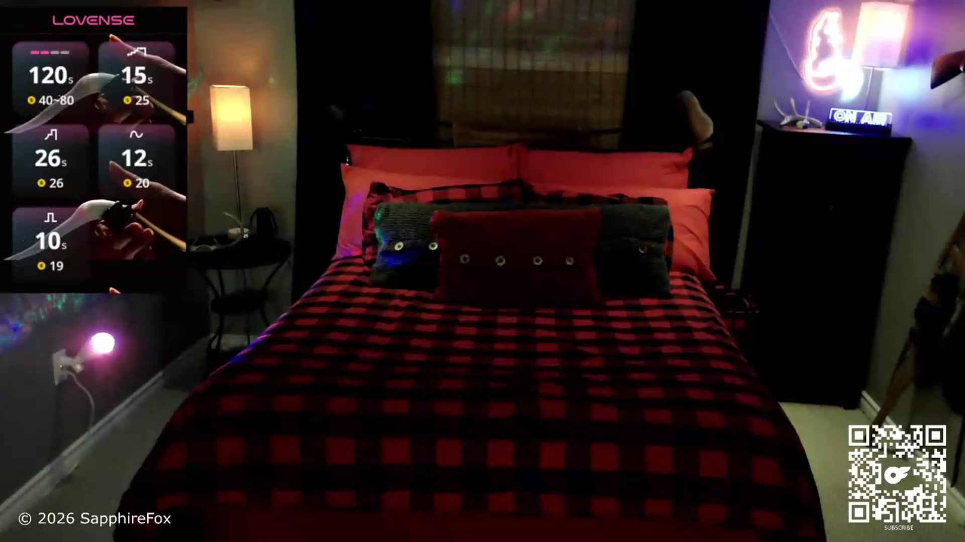 Gallery image thumbnail from sapphirefox's myfreecams stream on, 06/15/2026, 02:33 image 19 of 20