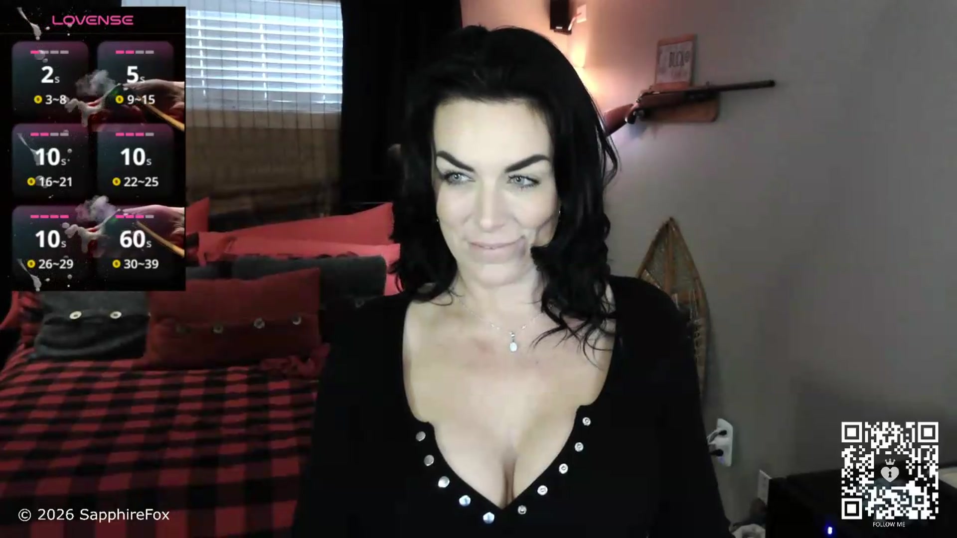 Gallery image thumbnail from sapphirefox's myfreecams stream on, 06/29/2026, 21:11 image 17 of 20