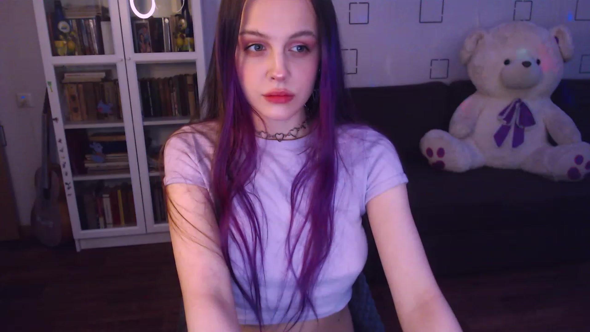 Gallery image thumbnail from sappphiree's myfreecams stream on, 12/16/2022, 10:24 image 20 of 20