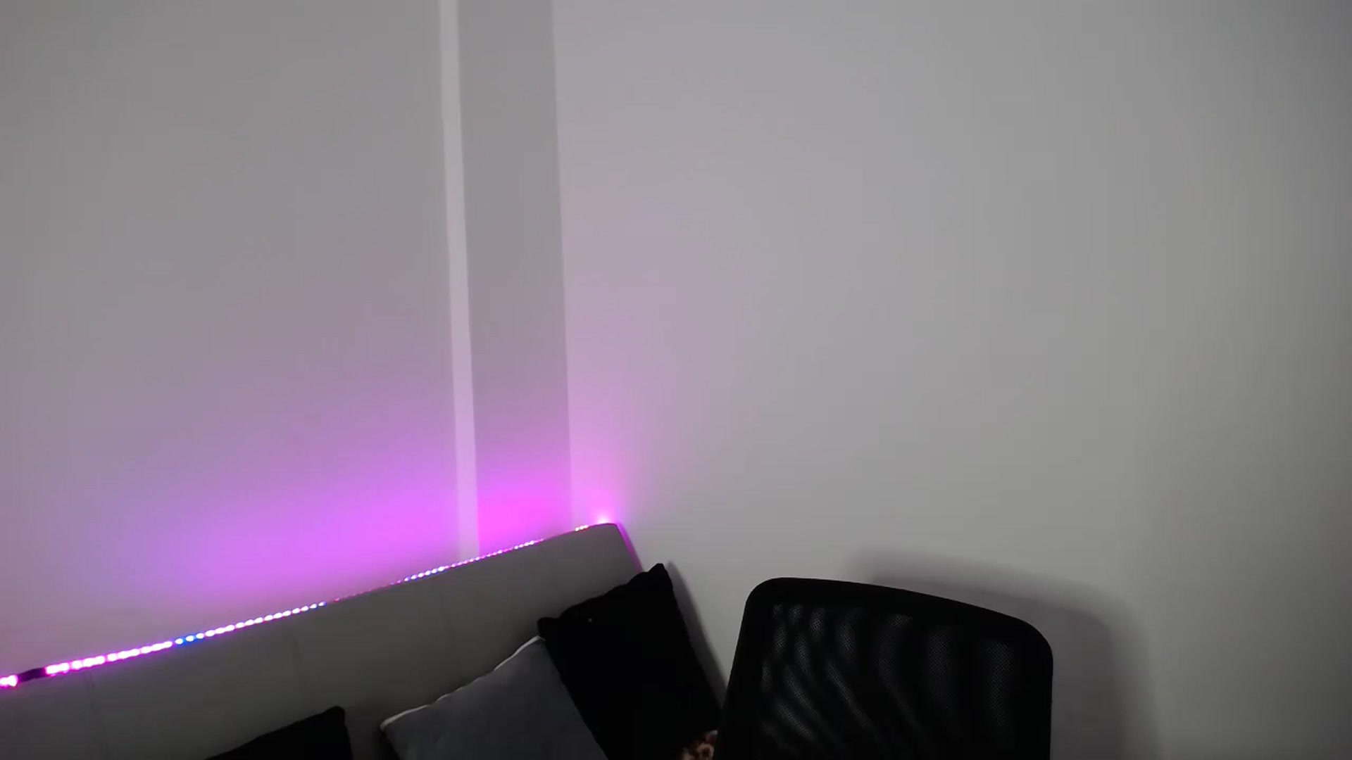Gallery image thumbnail from sara_angel7's myfreecams stream on, 06/30/2023, 24:02 image 11 of 20