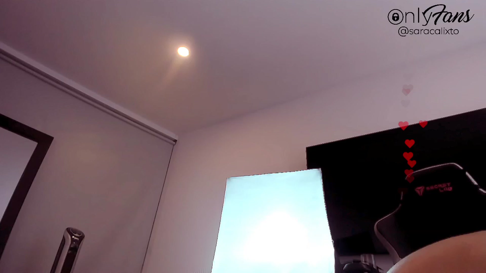 Gallery image thumbnail from saracalixtocr's myfreecams stream on, 05/23/2023, 04:22 image 13 of 20