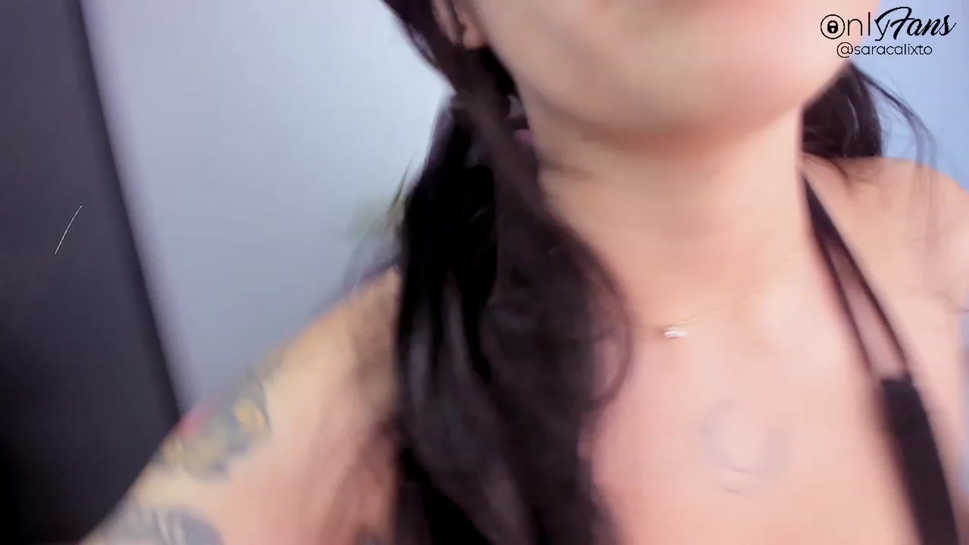 Gallery image thumbnail from saracalixtocr's myfreecams stream on, 11/25/2023, 01:28 image 14 of 20