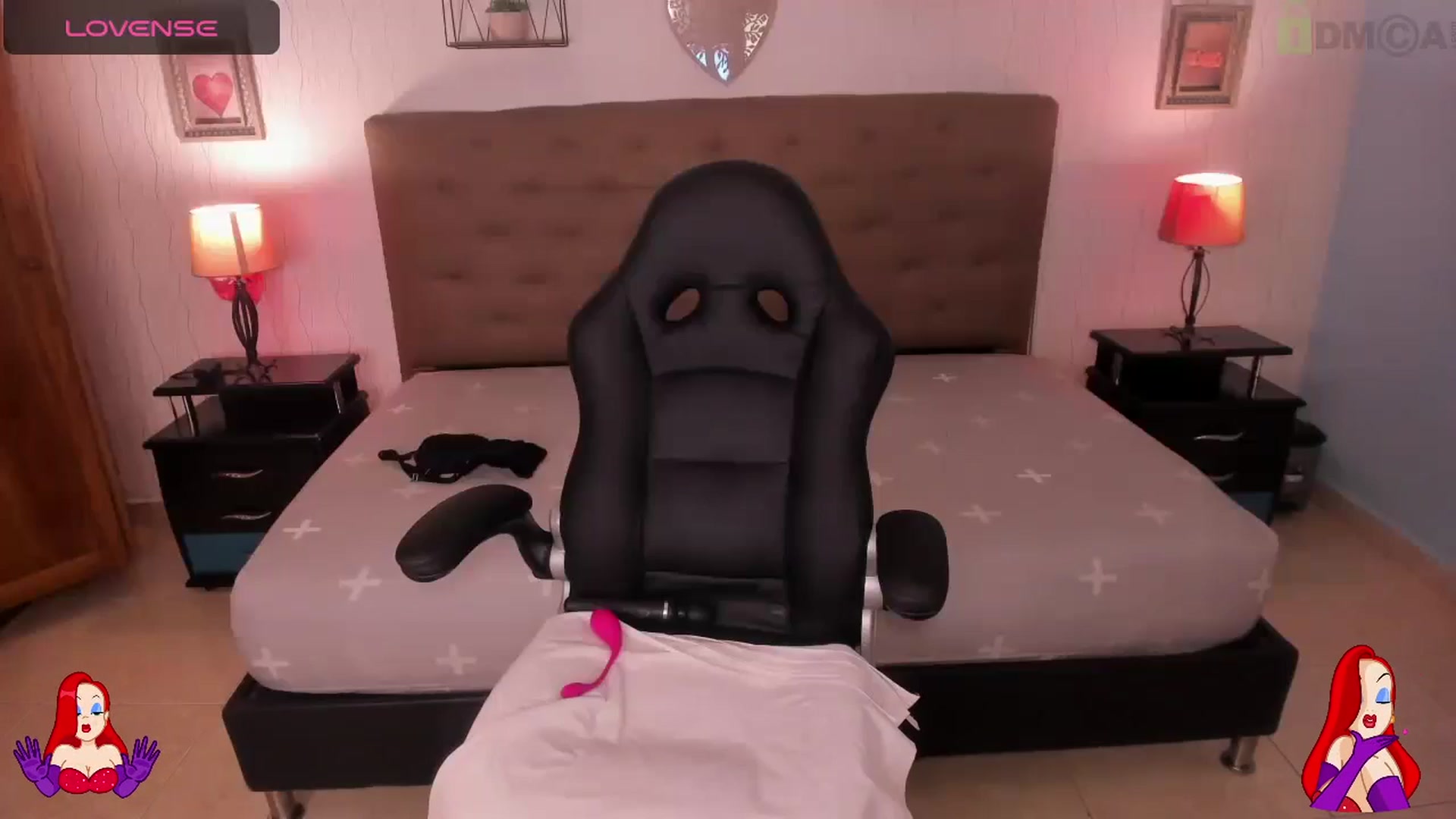 Gallery image thumbnail from saratatoo_'s myfreecams stream on, 05/14/2024, 07:46 image 17 of 20