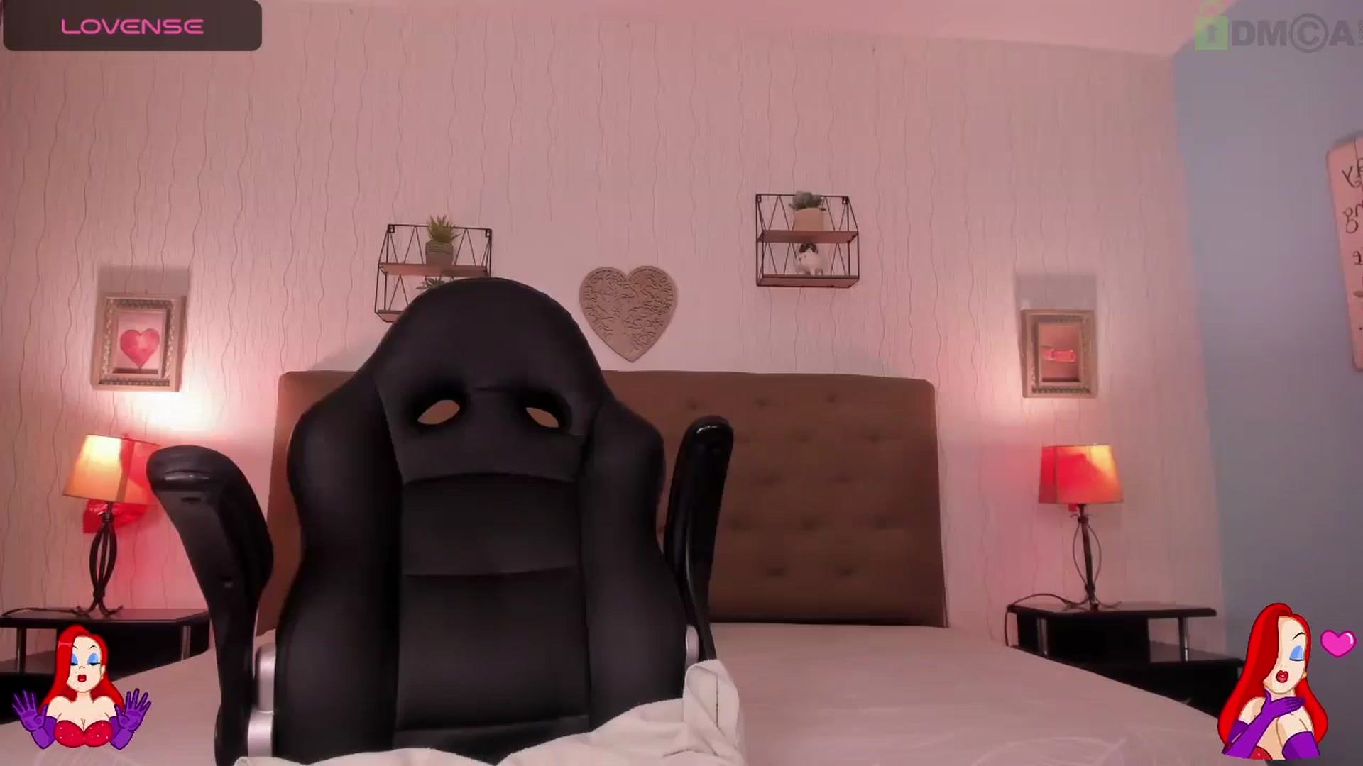 Gallery image thumbnail from saratatoo_'s myfreecams stream on, 05/31/2024, 08:15 image 17 of 20
