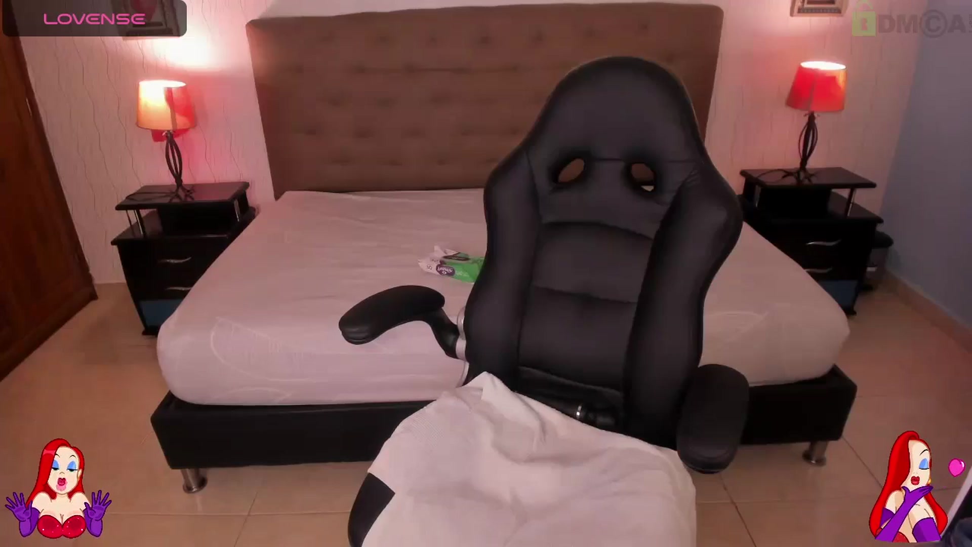 Gallery image thumbnail from saratatoo_'s myfreecams stream on, 06/05/2024, 09:05 image 10 of 20