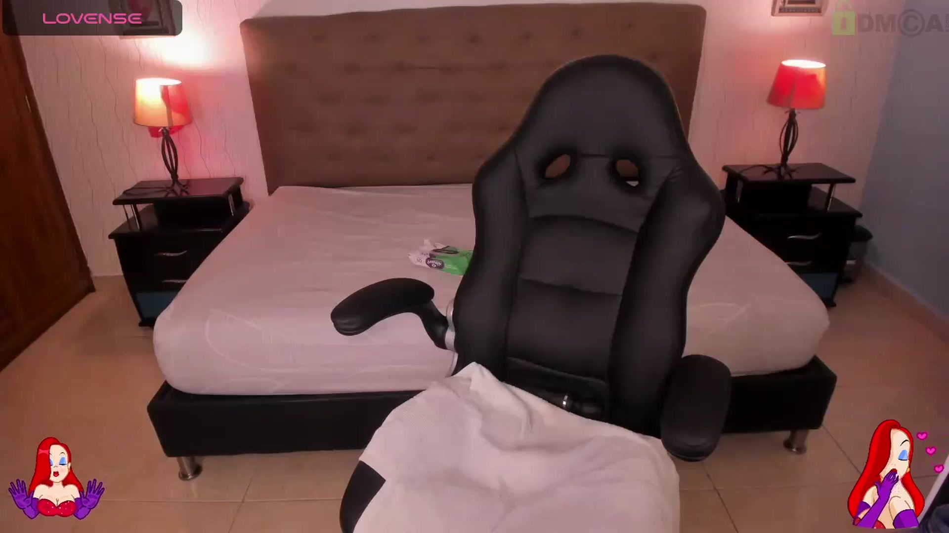 Gallery image thumbnail from saratatoo_'s myfreecams stream on, 06/05/2024, 09:05 image 15 of 20