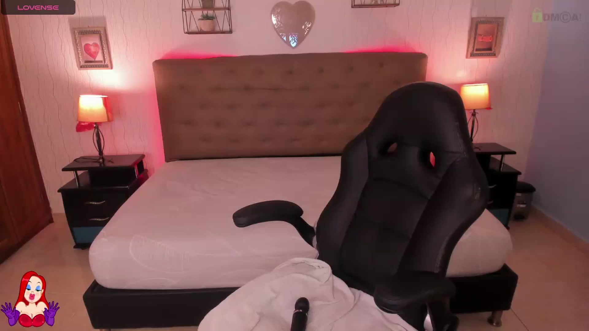 Gallery image thumbnail from saratatoo_'s myfreecams stream on, 07/10/2024, 12:21 image 1 of 20