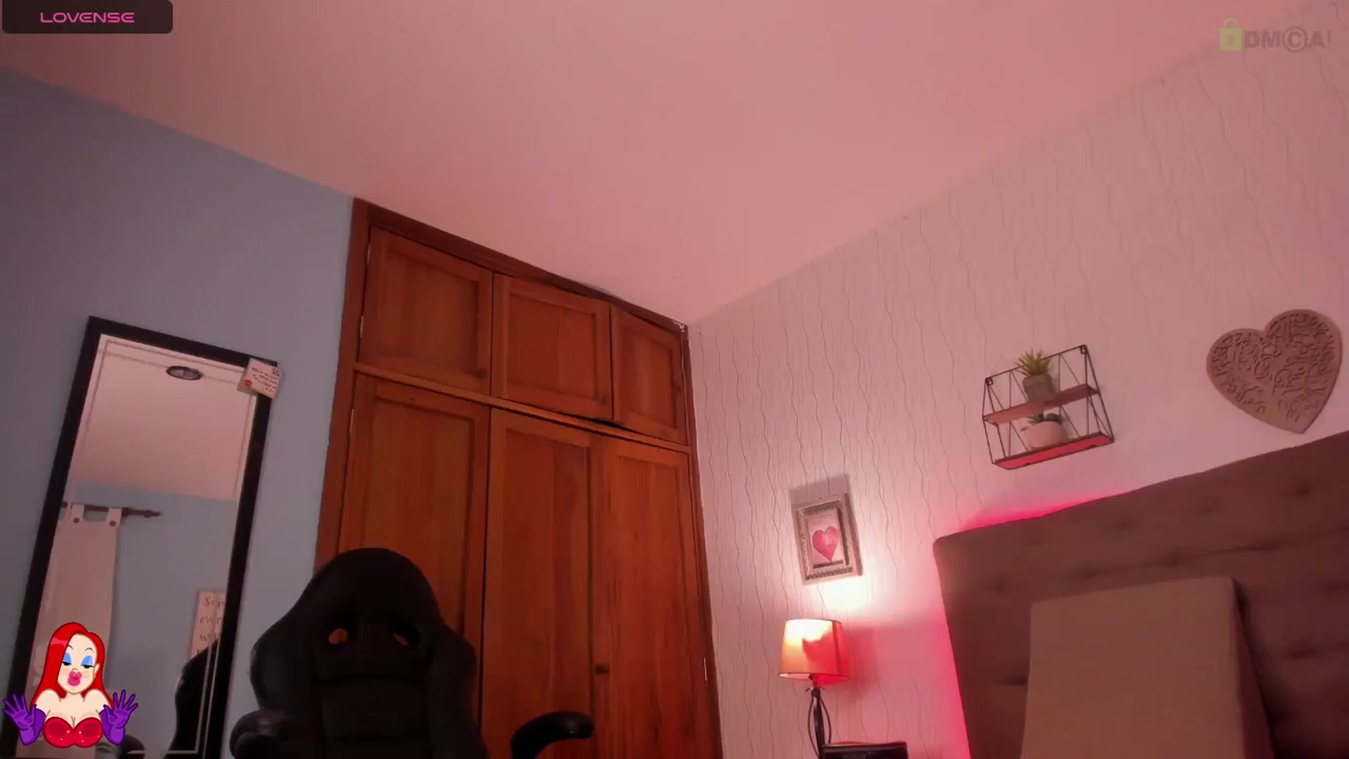 Gallery image thumbnail from saratatoo_'s myfreecams stream on, 07/18/2024, 07:18 image 11 of 20