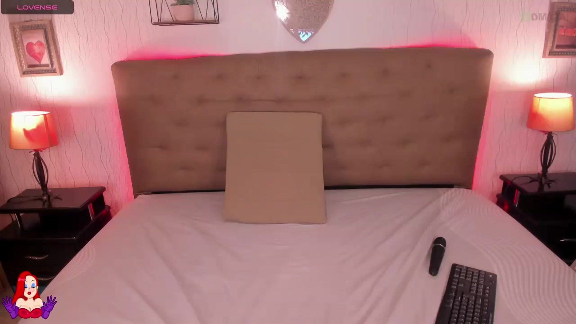 Gallery image thumbnail from saratatoo_'s myfreecams stream on, 07/24/2024, 08:24 image 15 of 20