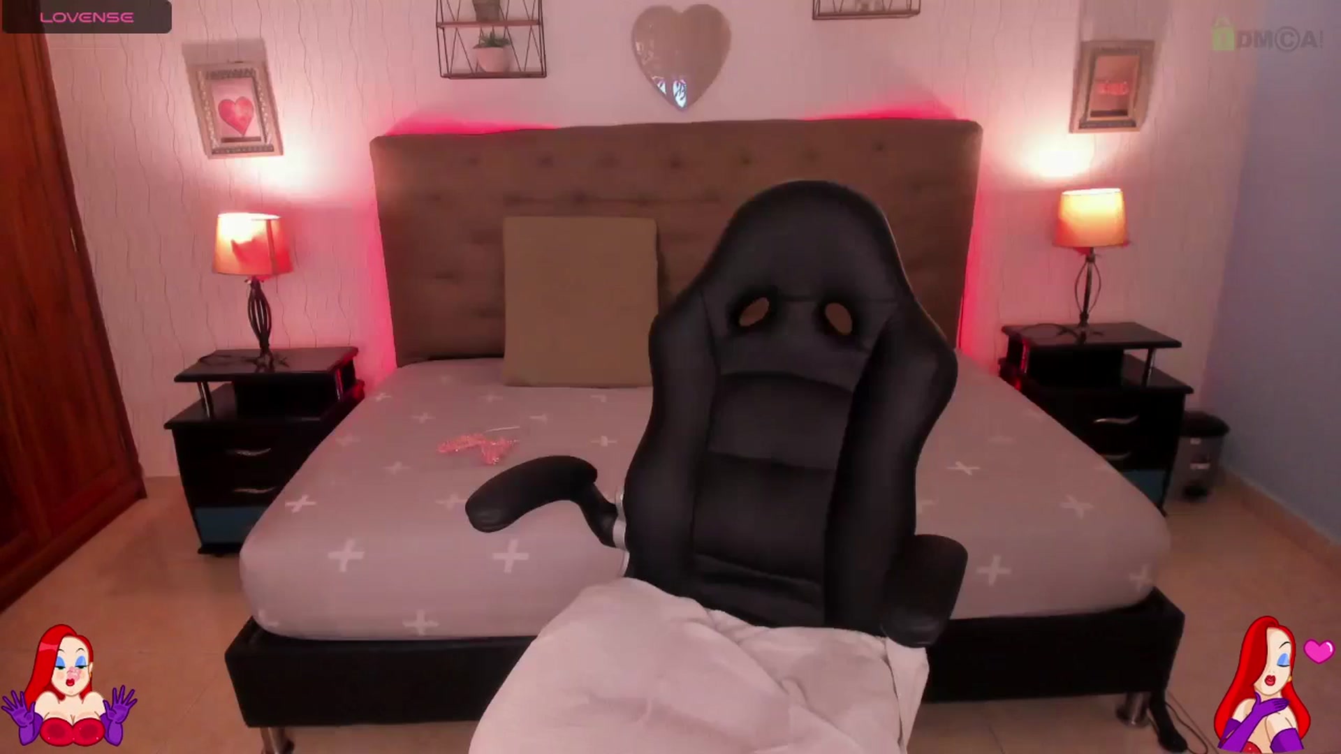 Gallery image thumbnail from saratatoo_'s myfreecams stream on, 07/31/2024, 07:04 image 18 of 20
