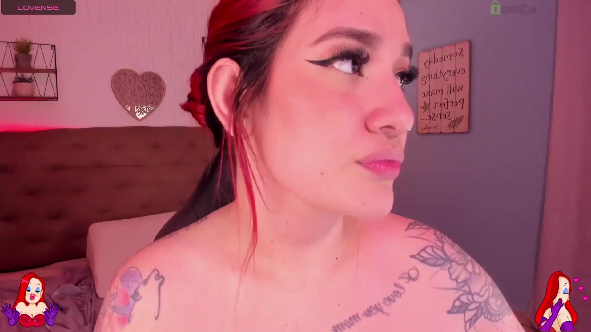 Gallery image thumbnail from saratatoo_'s myfreecams stream on, 09/08/2024, 08:08 image 20 of 20