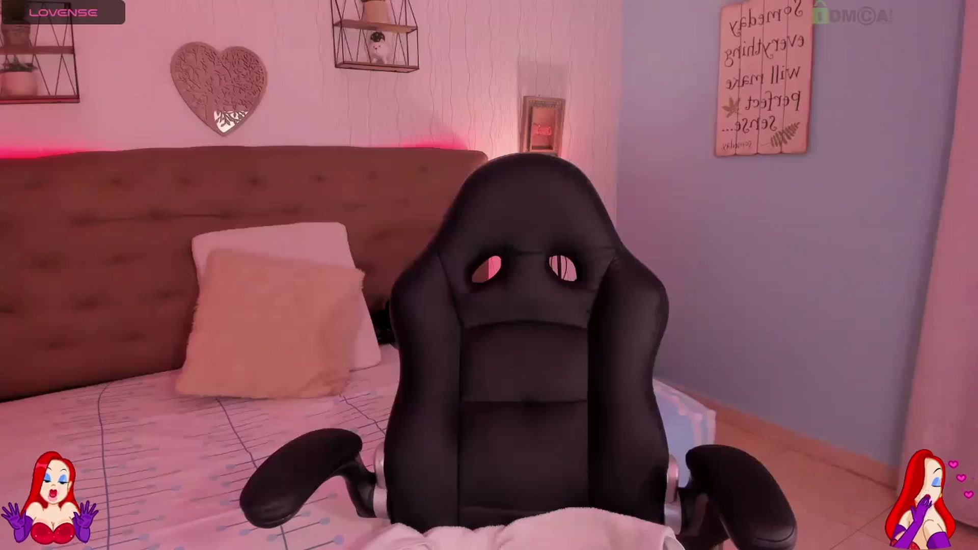 Gallery image thumbnail from saratatoo_'s myfreecams stream on, 09/10/2024, 08:08 image 2 of 20
