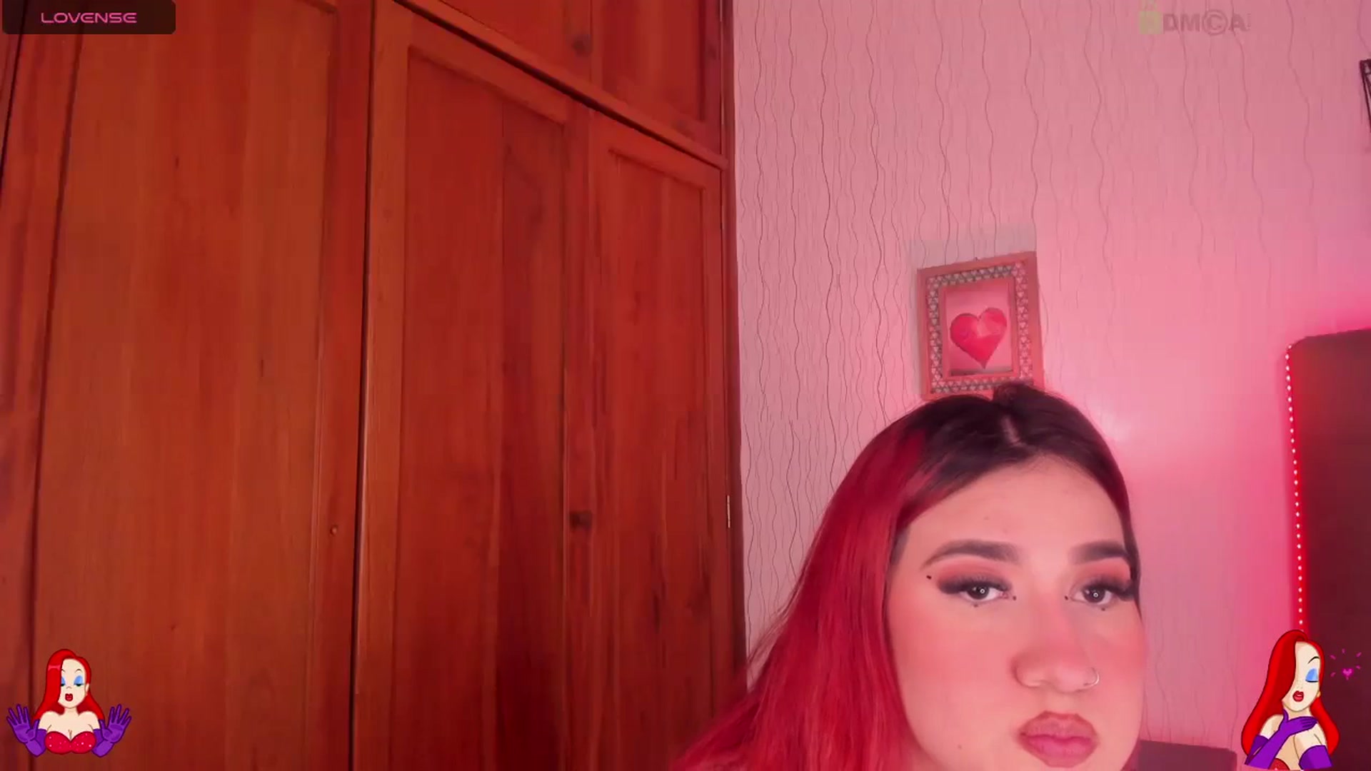 Gallery image thumbnail from saratatoo_'s myfreecams stream on, 09/17/2024, 07:30 image 13 of 20