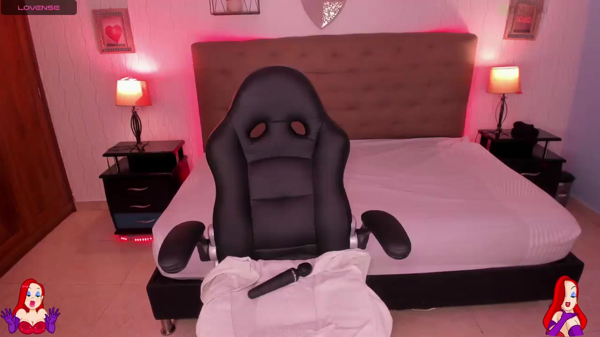 Gallery image thumbnail from saratatoo_'s myfreecams stream on, 09/23/2024, 06:52 image 6 of 20