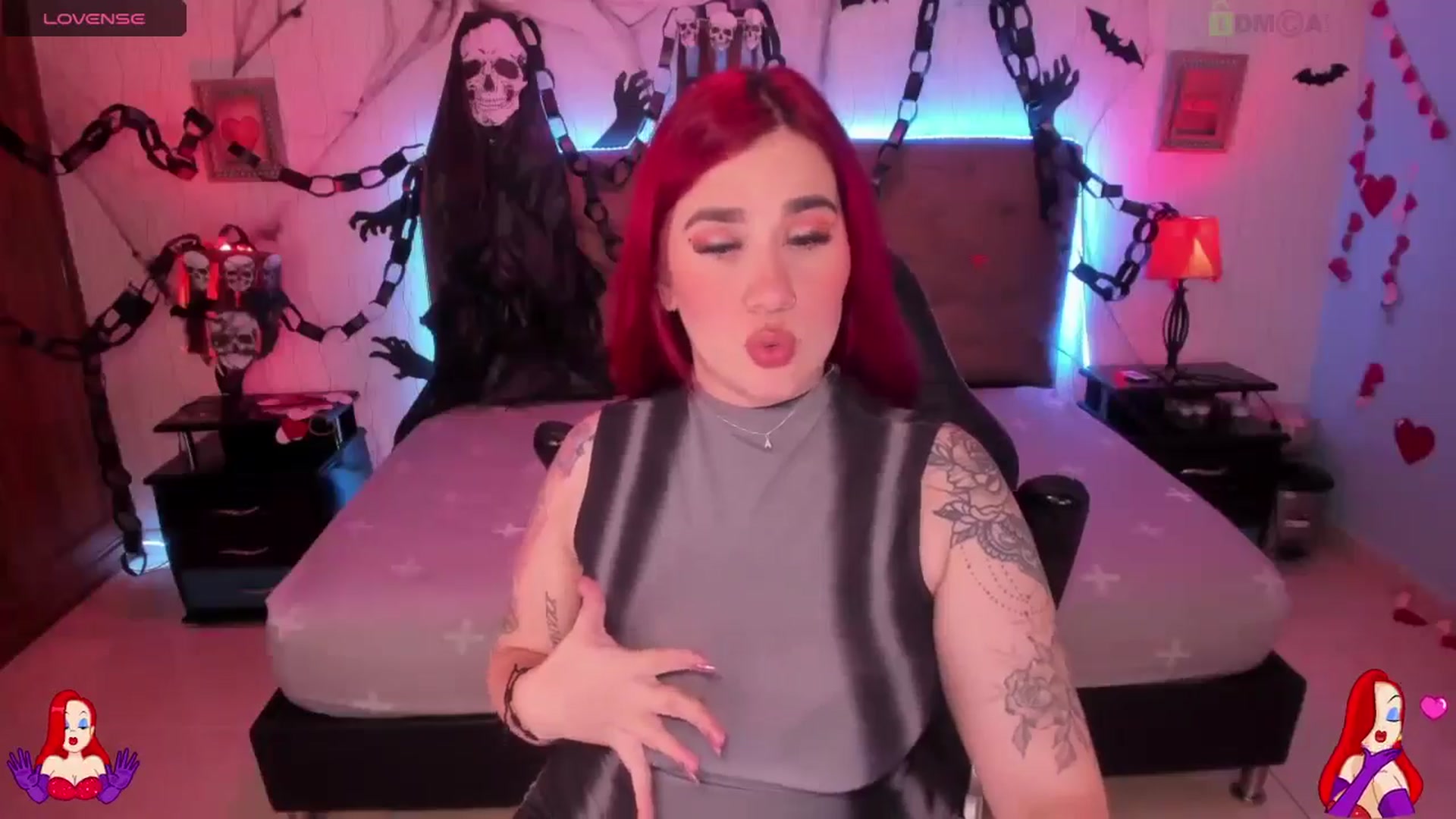 Gallery image thumbnail from saratatoo_'s myfreecams stream on, 10/31/2024, 07:22 image 20 of 20