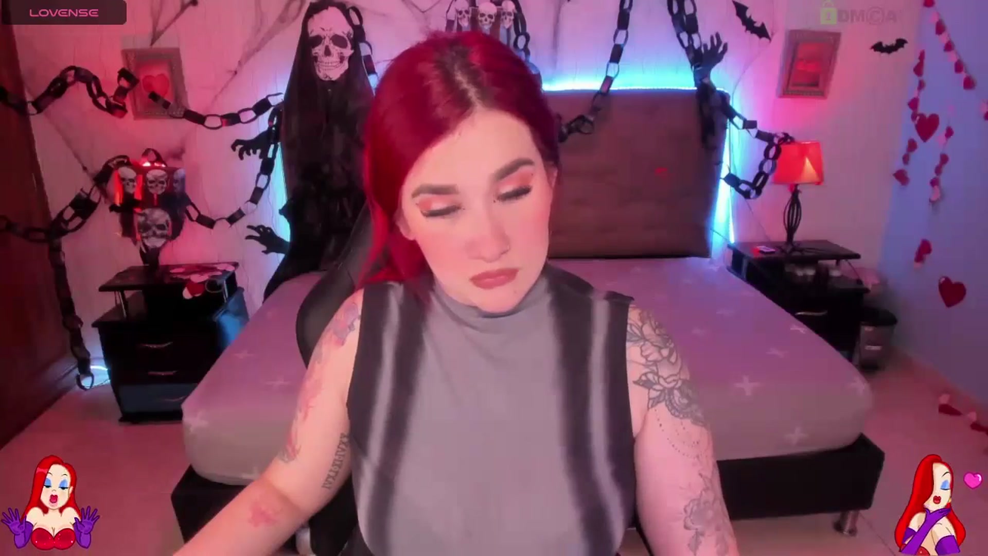 Gallery image thumbnail from saratatoo_'s myfreecams stream on, 10/31/2024, 07:22 image 2 of 20