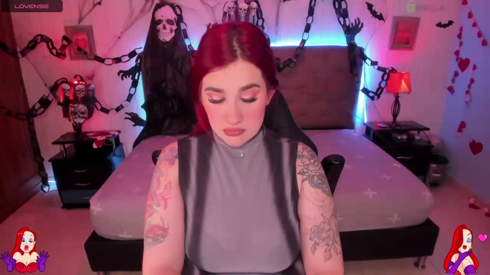 Gallery image thumbnail from saratatoo_'s myfreecams stream on, 10/31/2024, 07:22 image 16 of 20