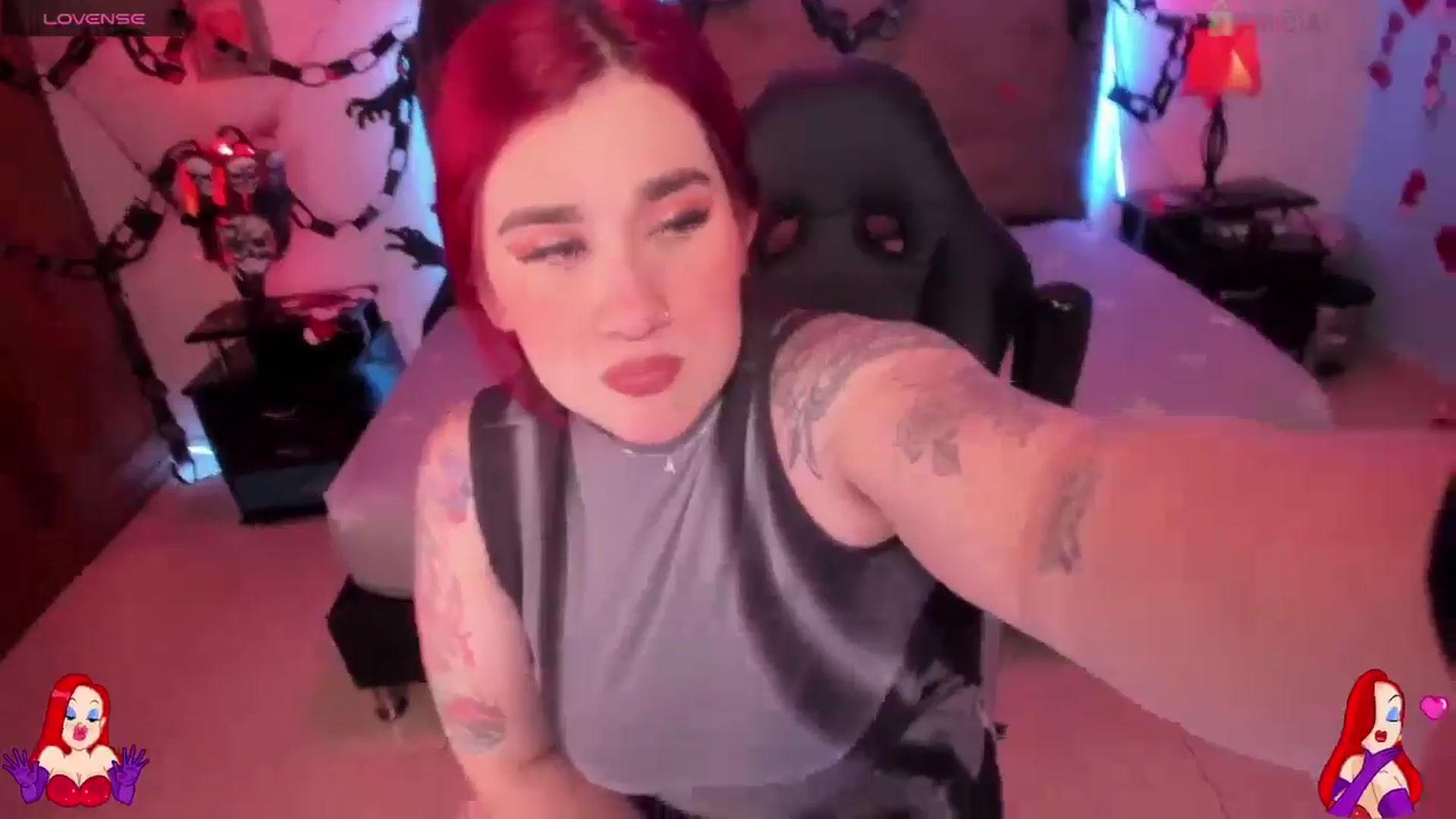 Gallery image thumbnail from saratatoo_'s myfreecams stream on, 10/31/2024, 07:22 image 12 of 20