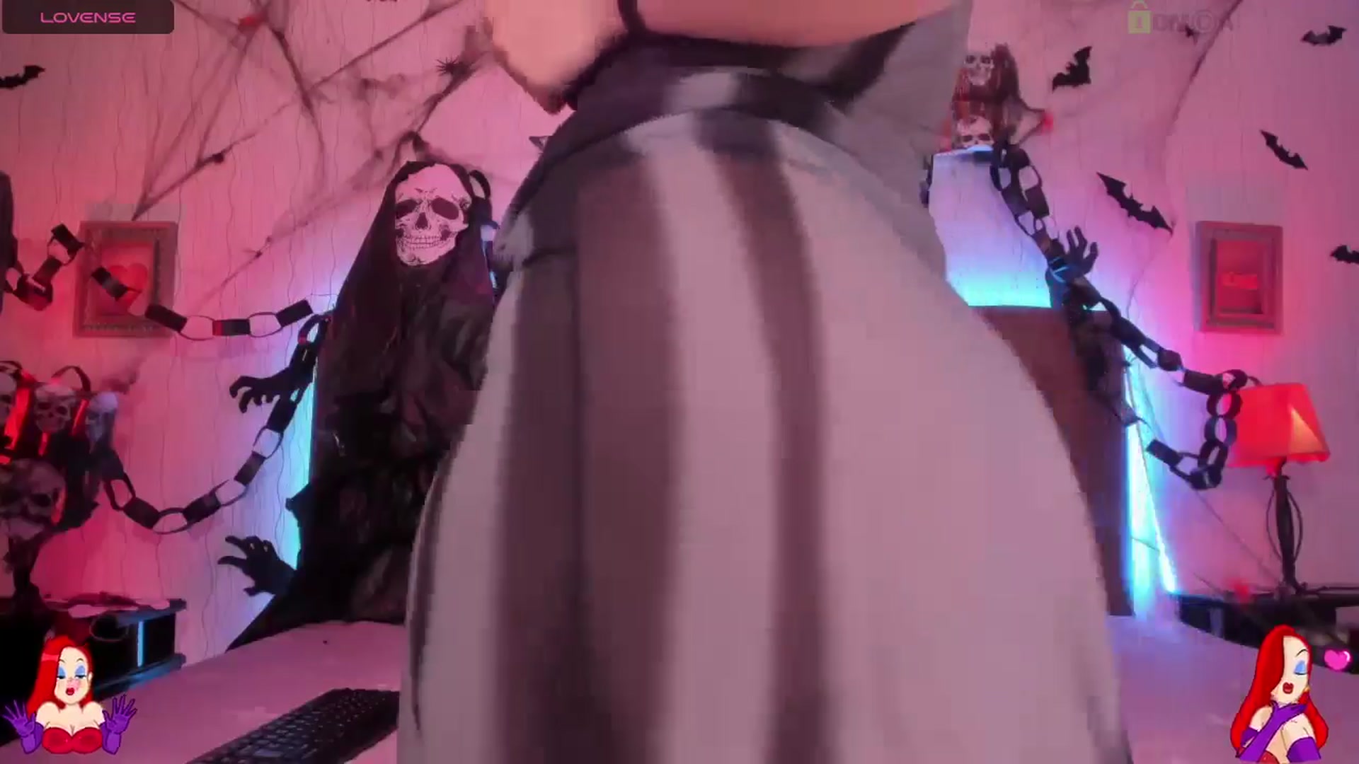 Gallery image thumbnail from saratatoo_'s myfreecams stream on, 10/31/2024, 09:00 image 17 of 20