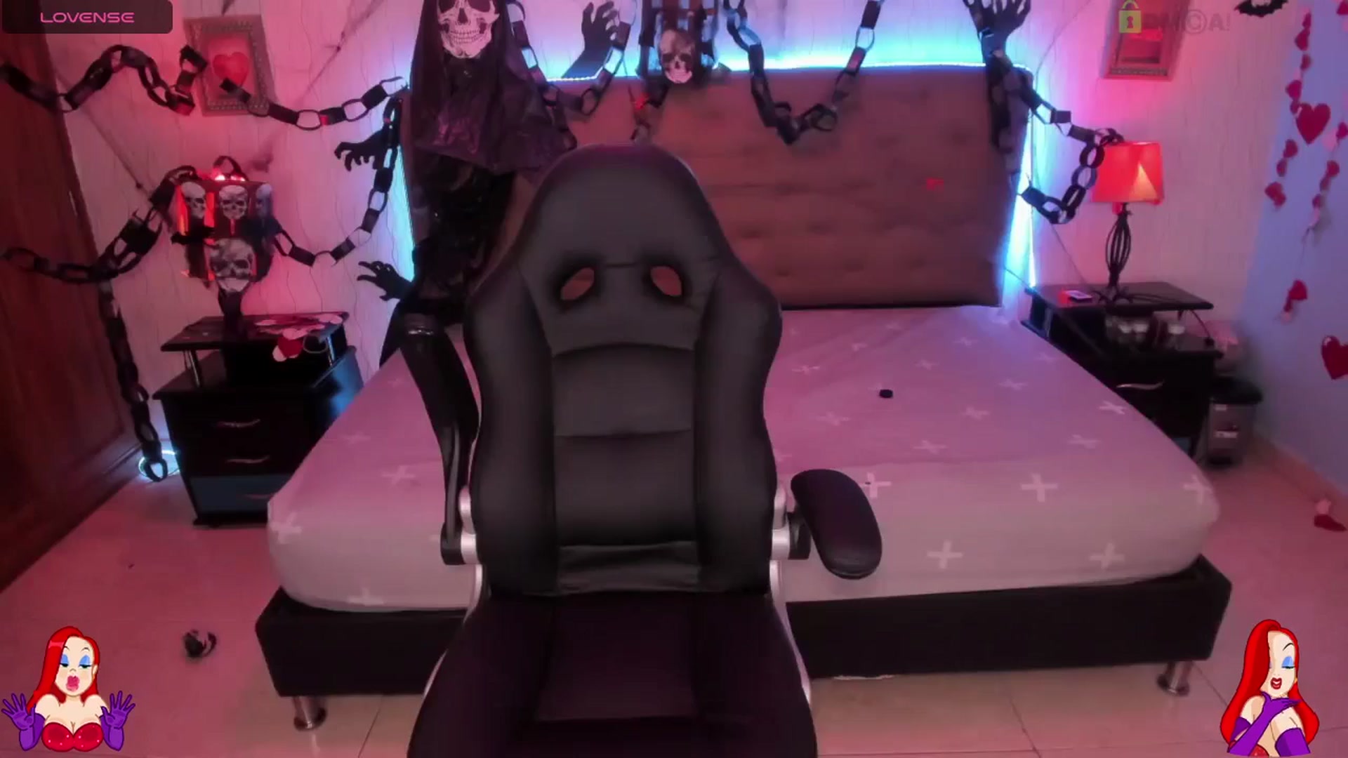 Gallery image thumbnail from saratatoo_'s myfreecams stream on, 10/31/2024, 10:34 image 5 of 20