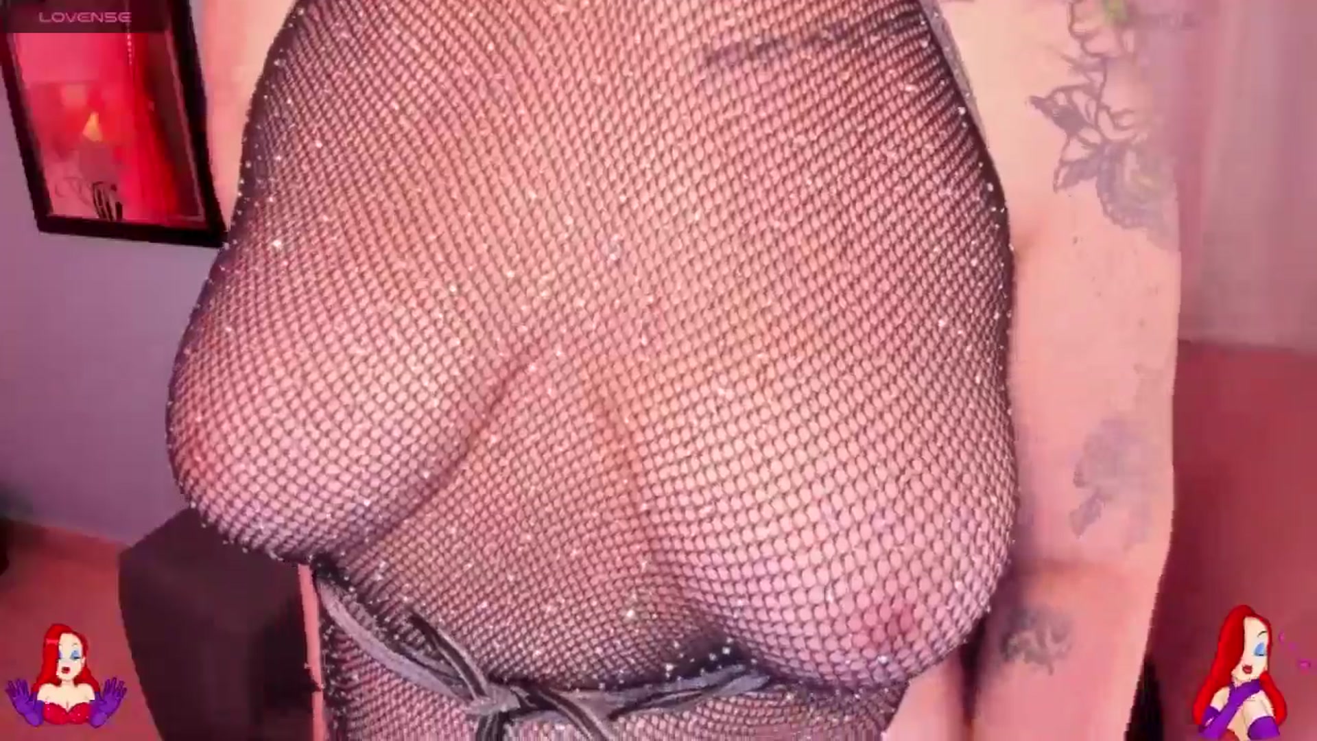 Gallery image thumbnail from saratatoo_'s myfreecams stream on, 11/10/2024, 08:26 image 2 of 20