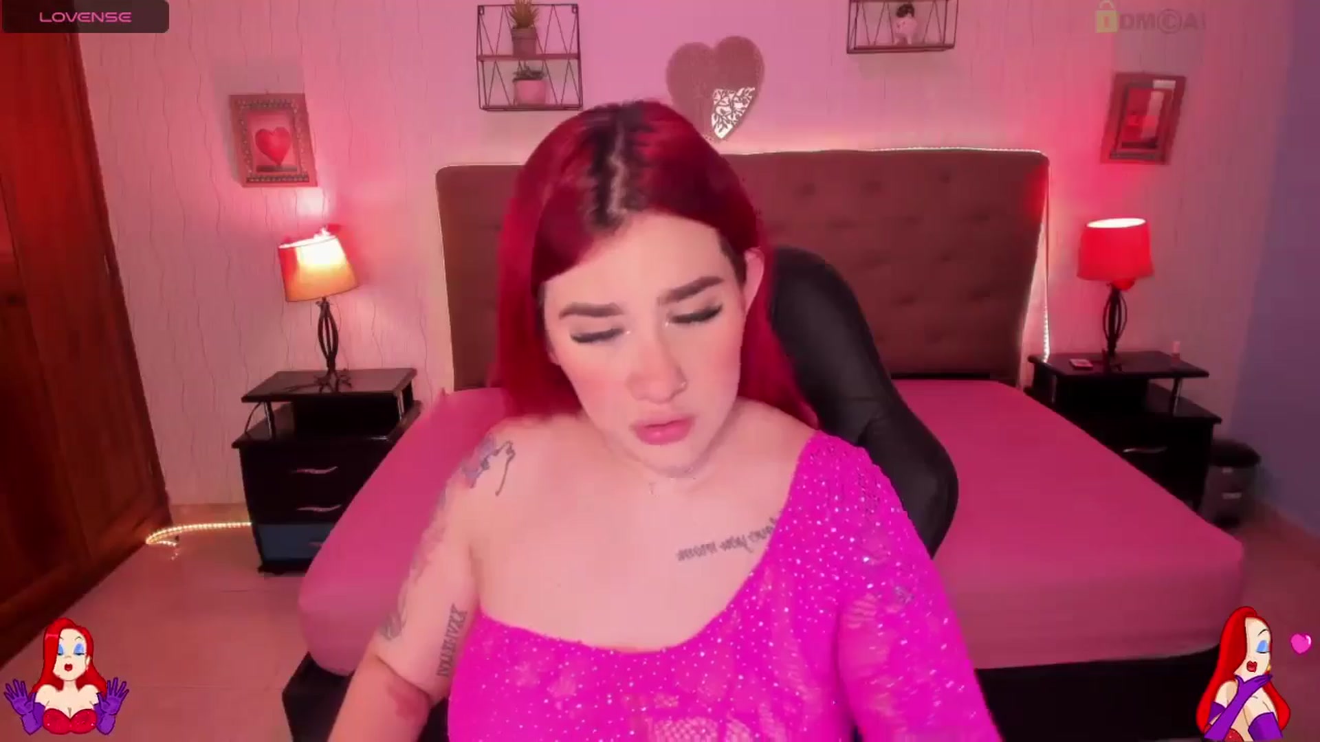Gallery image thumbnail from saratatoo_'s myfreecams stream on, 11/21/2024, 07:22 image 6 of 20